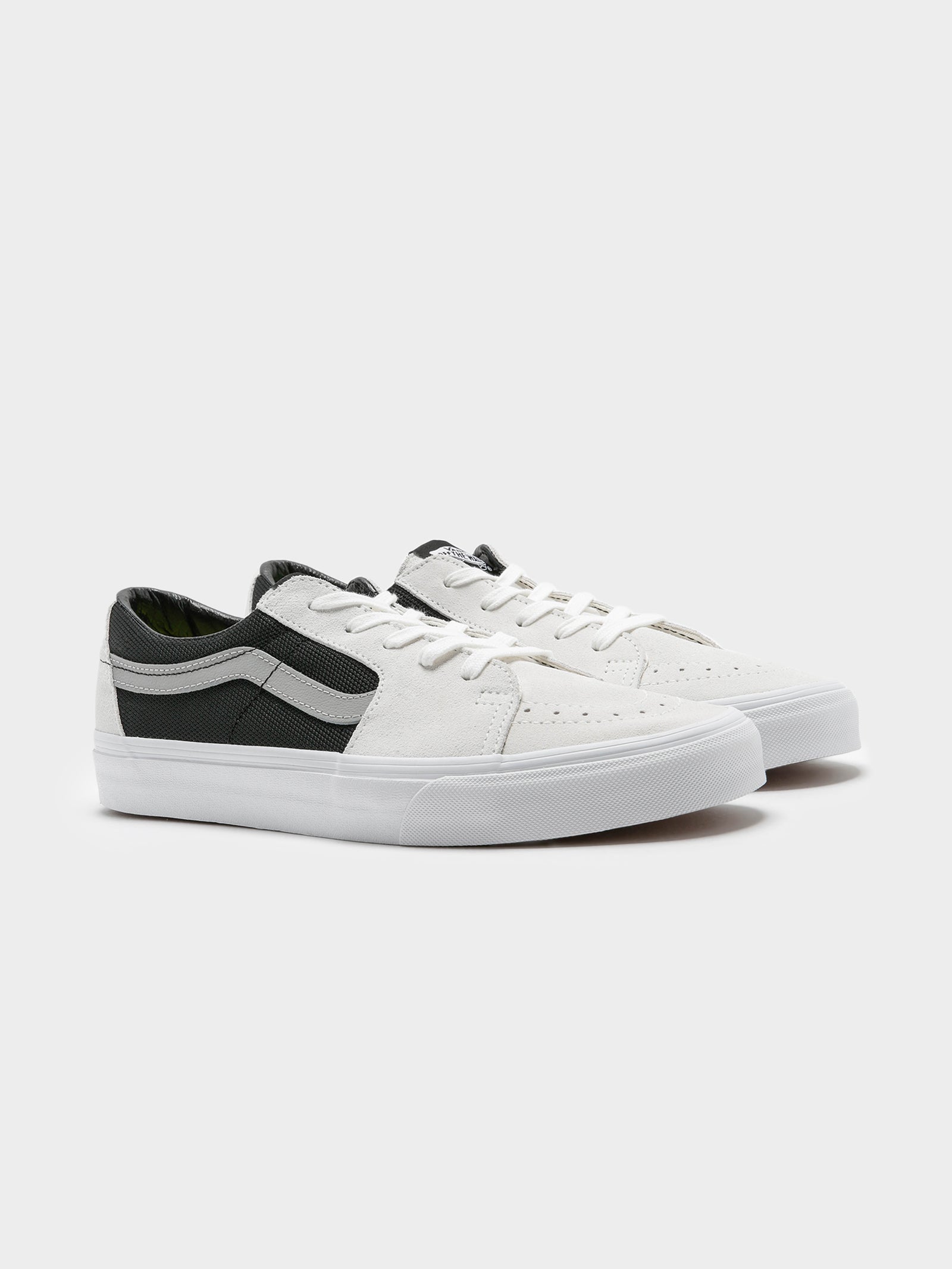 Unisex Sk8 Low Two Tone Sneakers in White & Black