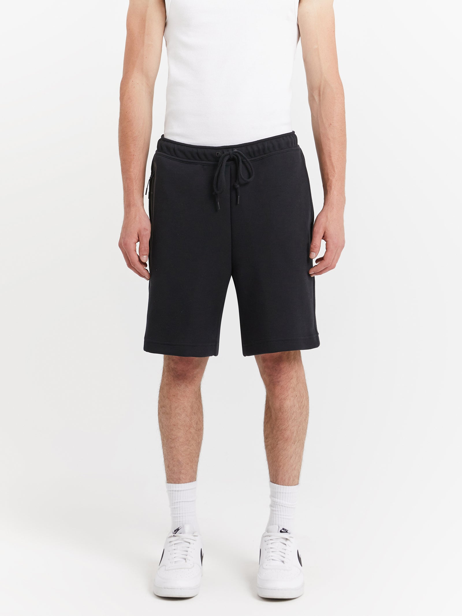 Tech Fleece Shorts in Black