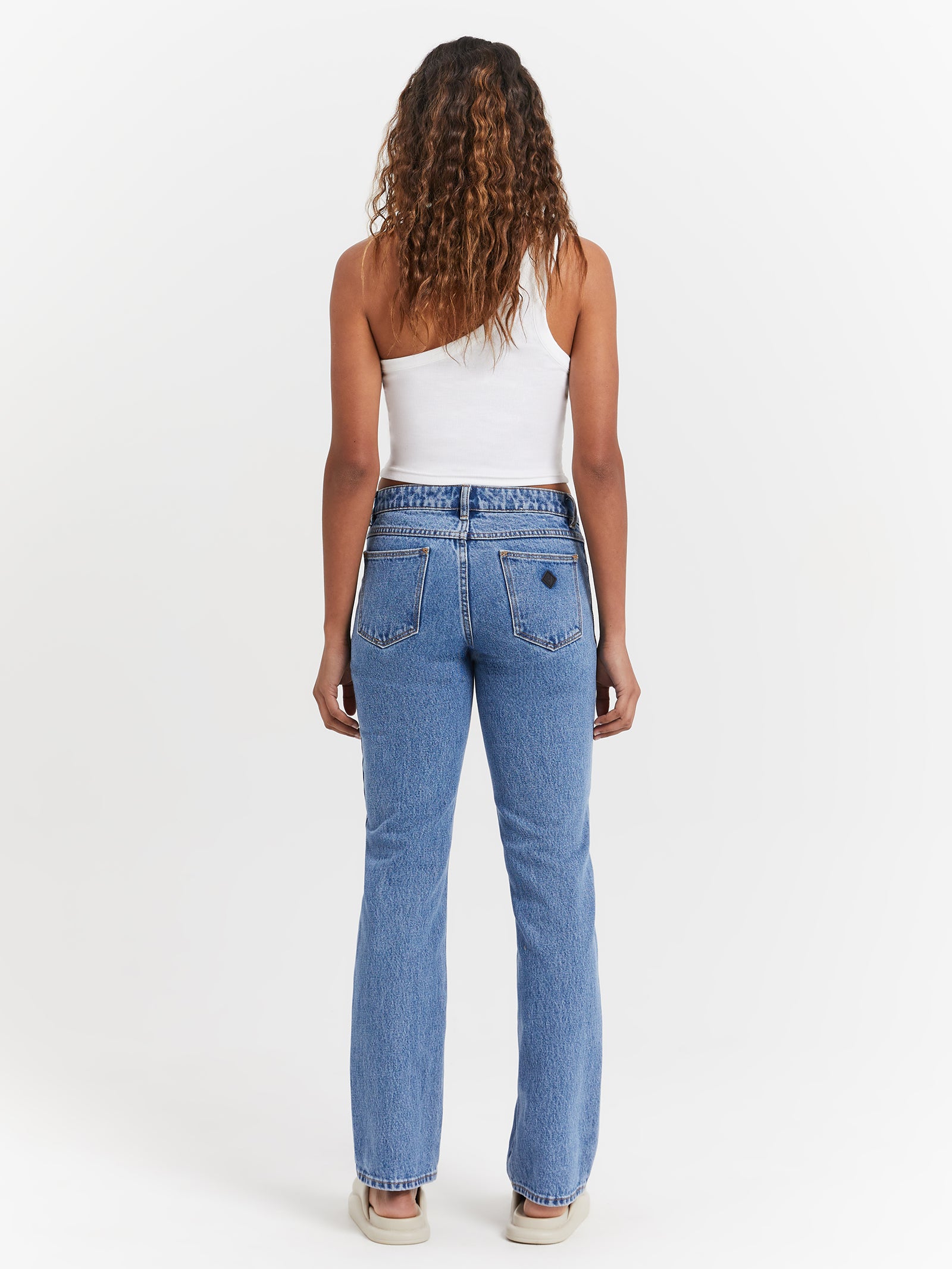 99 Low Straight Jeans in Katie Organic