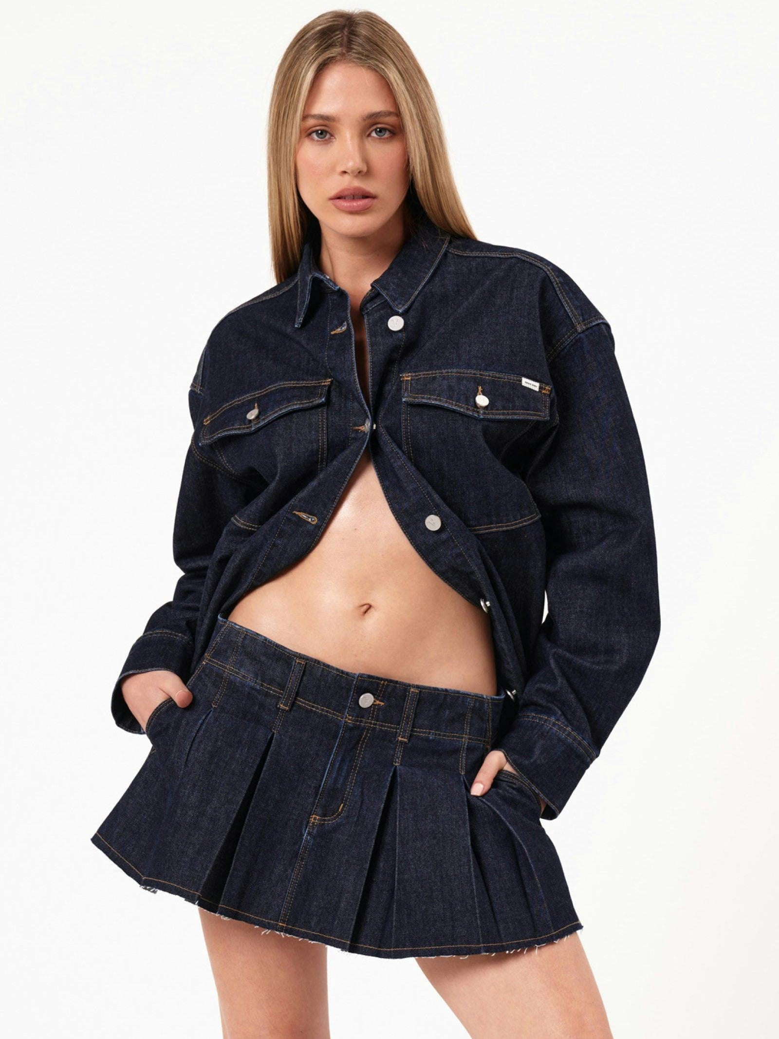 Pleated Denim Mini Skirt Lila