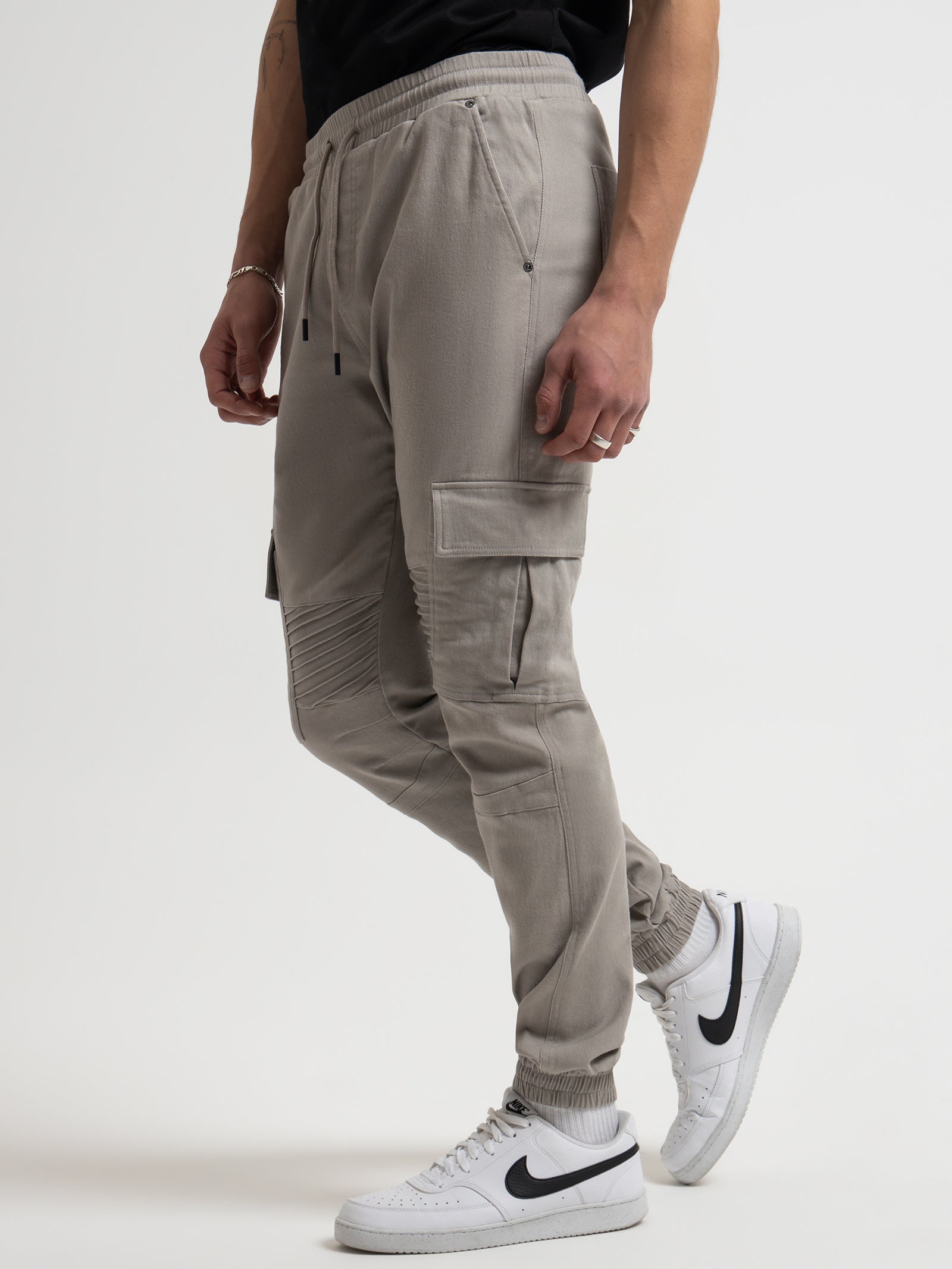 Maverick Joggers in Grey