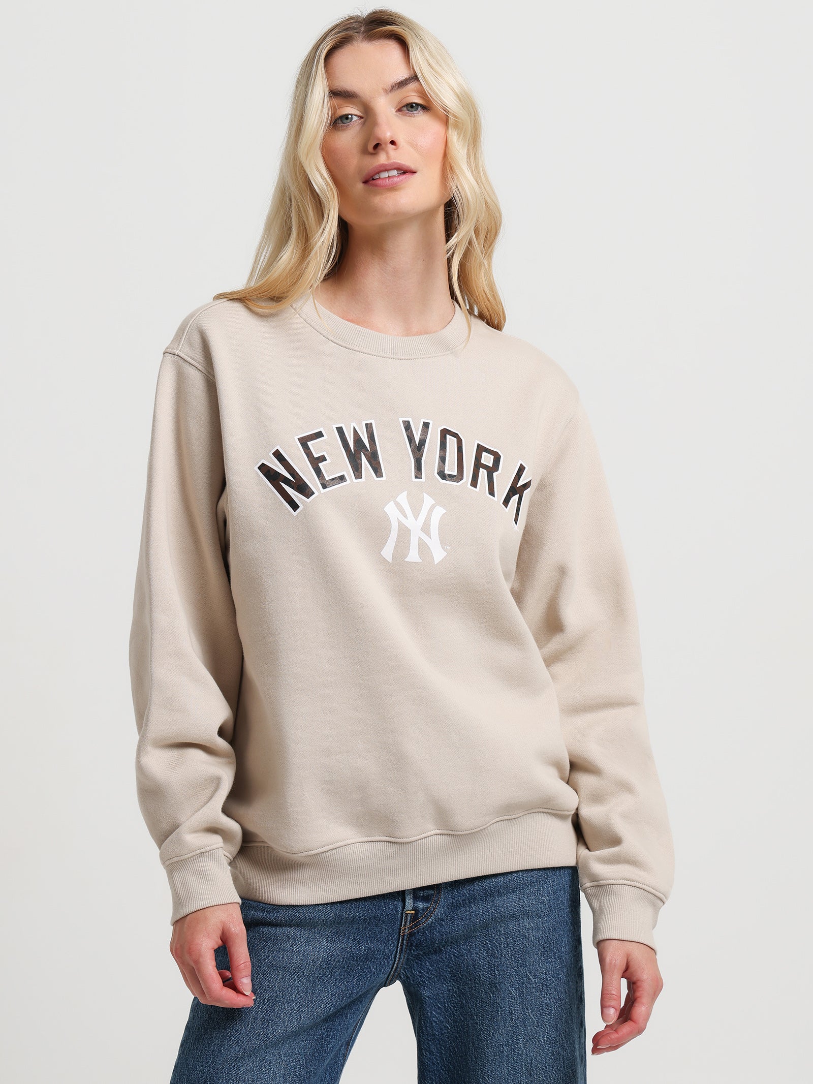 New York Yankees Animal Arch Crew in Pumice