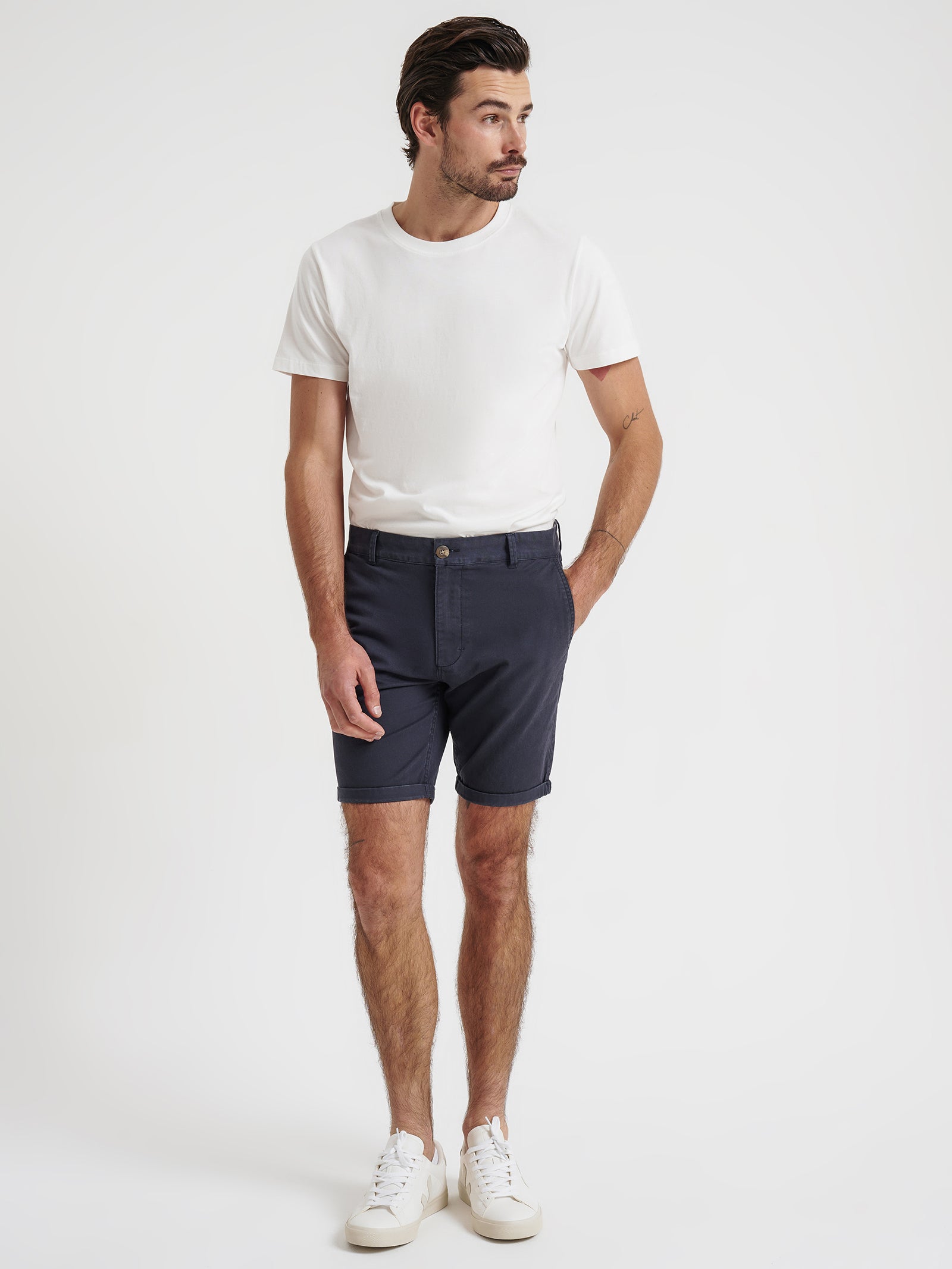 Ellis Chino Shorts in Navy