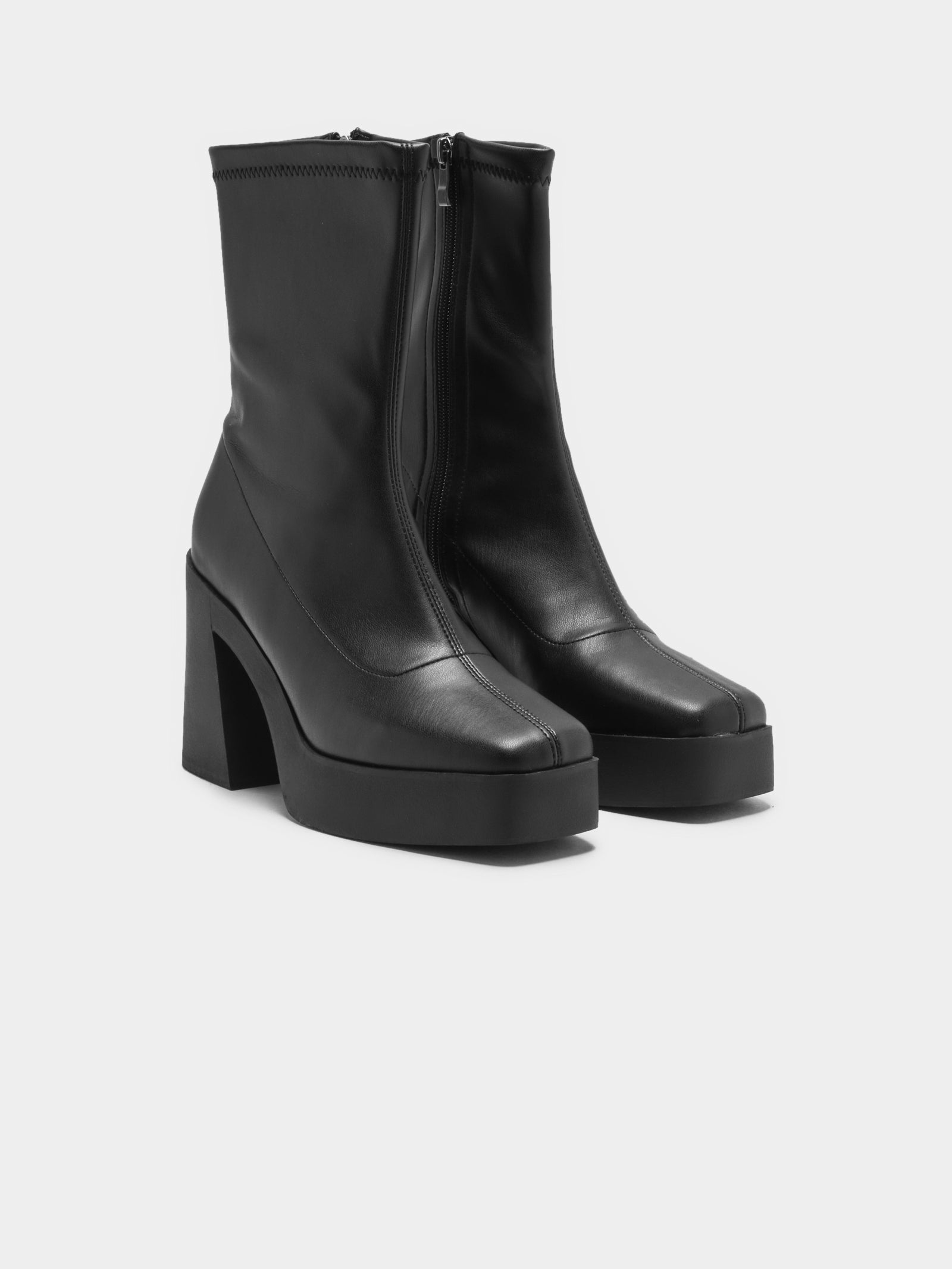 Womens Jagger Platform Boots in Black