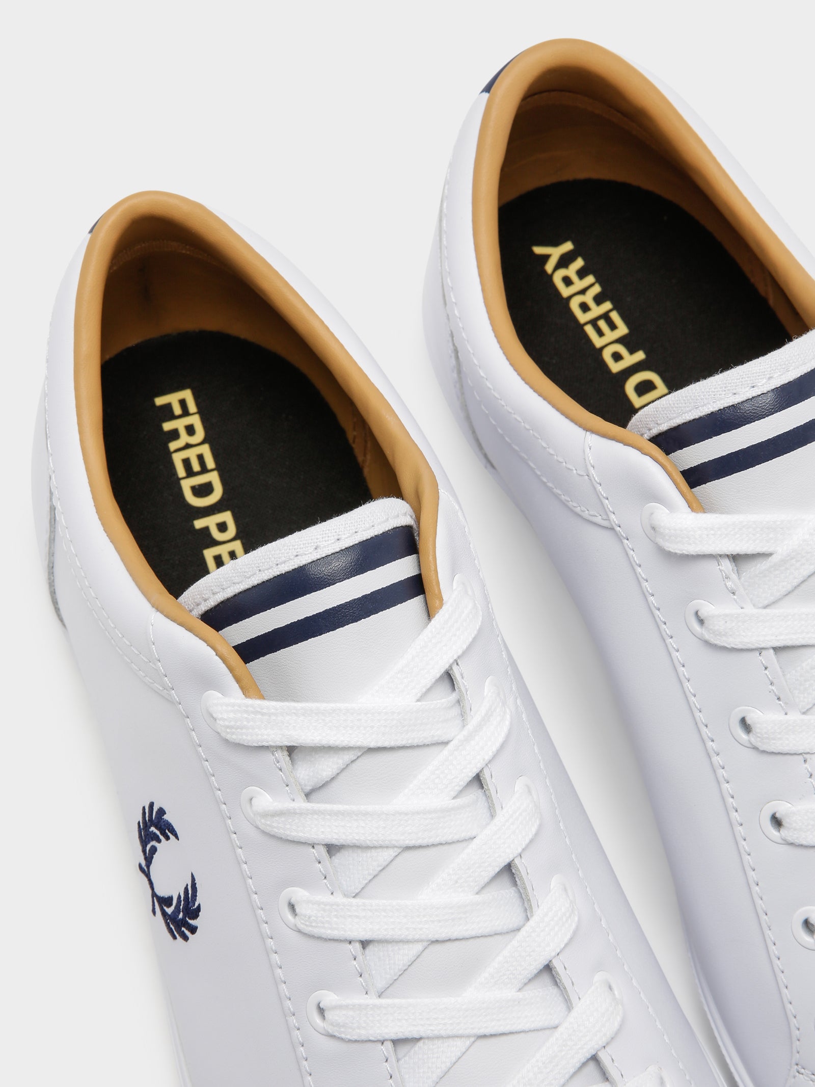 Mens Baseline Leather Sneakers in White & Navy