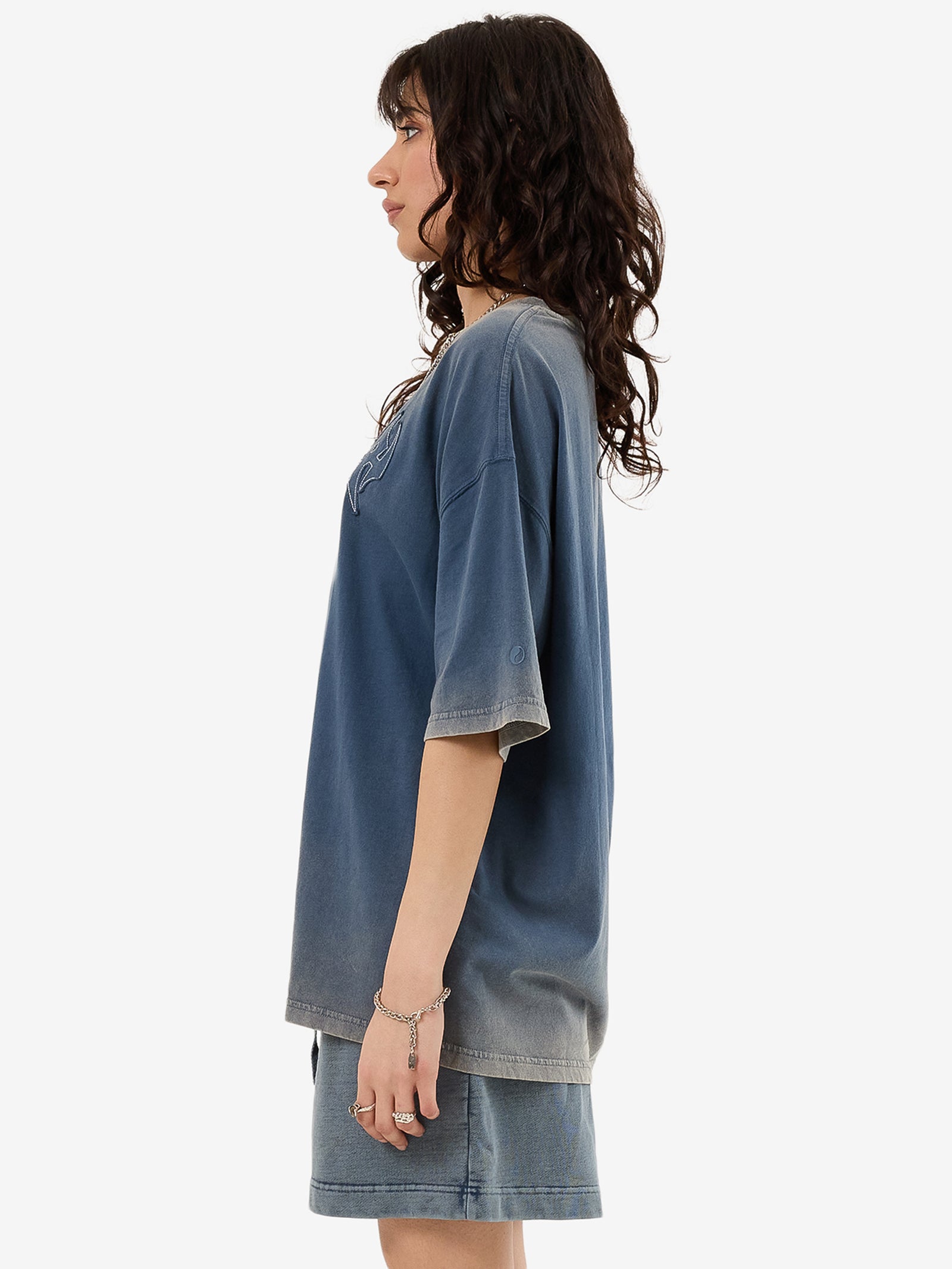 Summons Relaxed Fit Tee