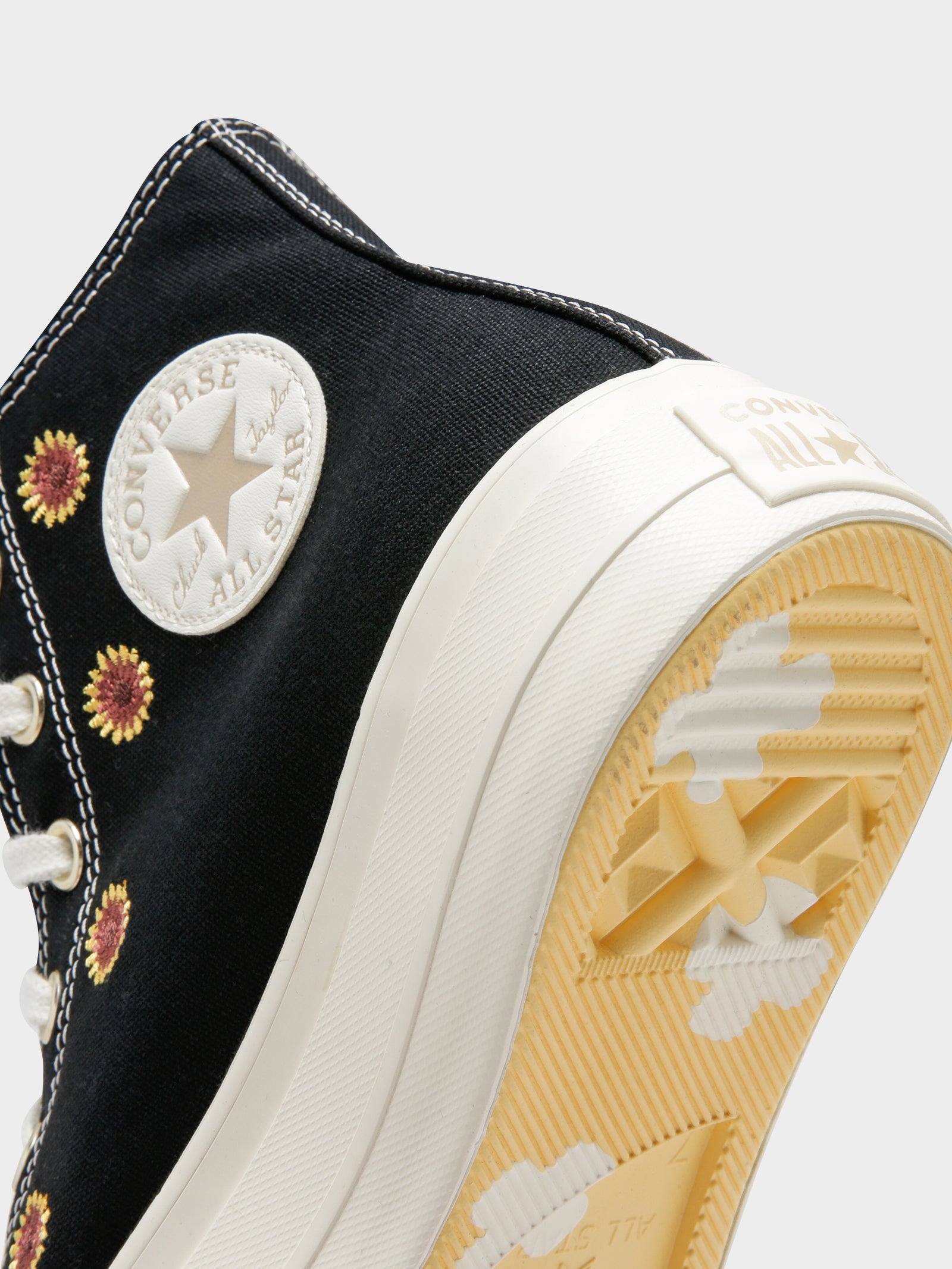 Womens Chuck Taylor Festive Florals High Top Sneakers in Black & White