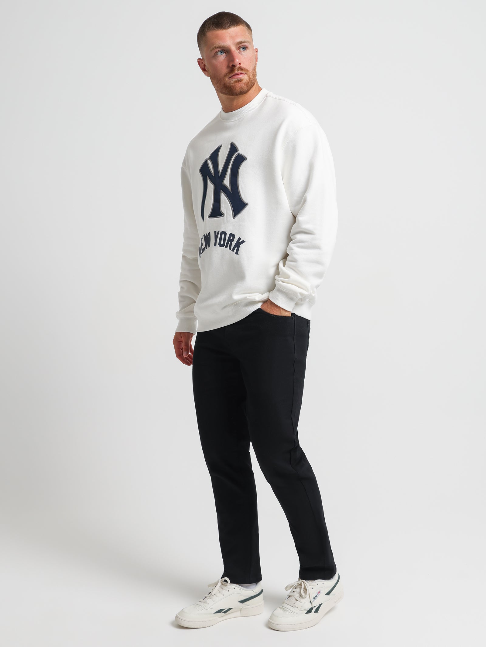 Yankees Athlete Logo Crew in Vintage White