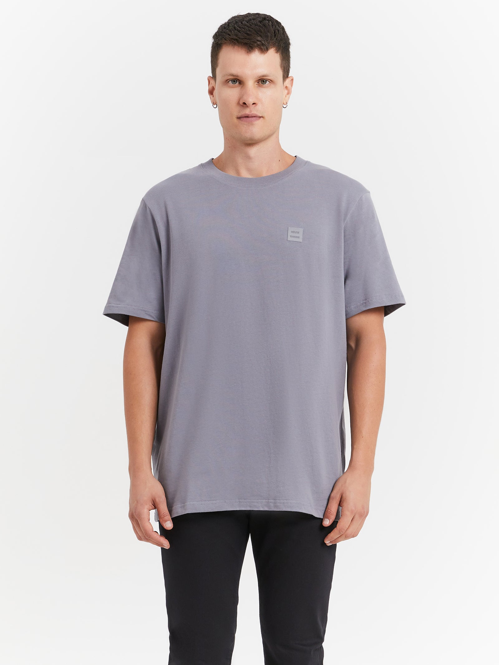 Neuw Premium T-Shirt in Washed Graphite