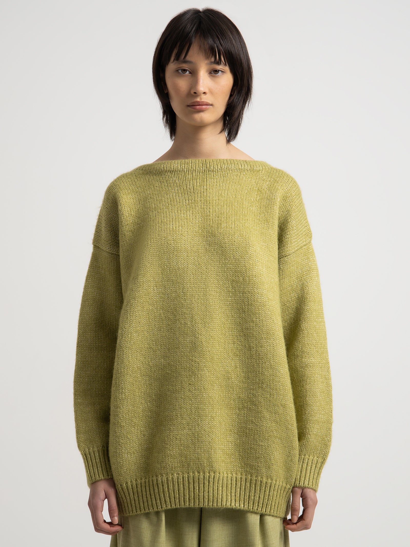 Sare Slouch Sweater in Aloe