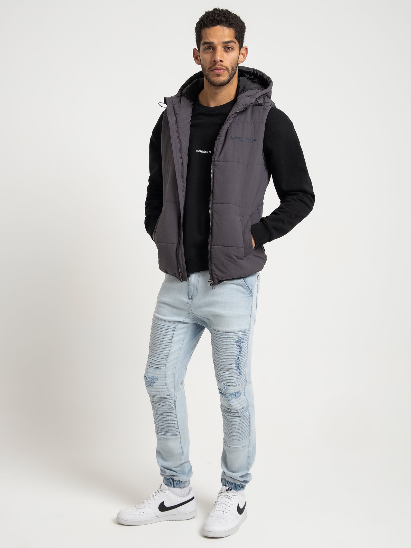 Overdrive Lightweight Gilet in Coal