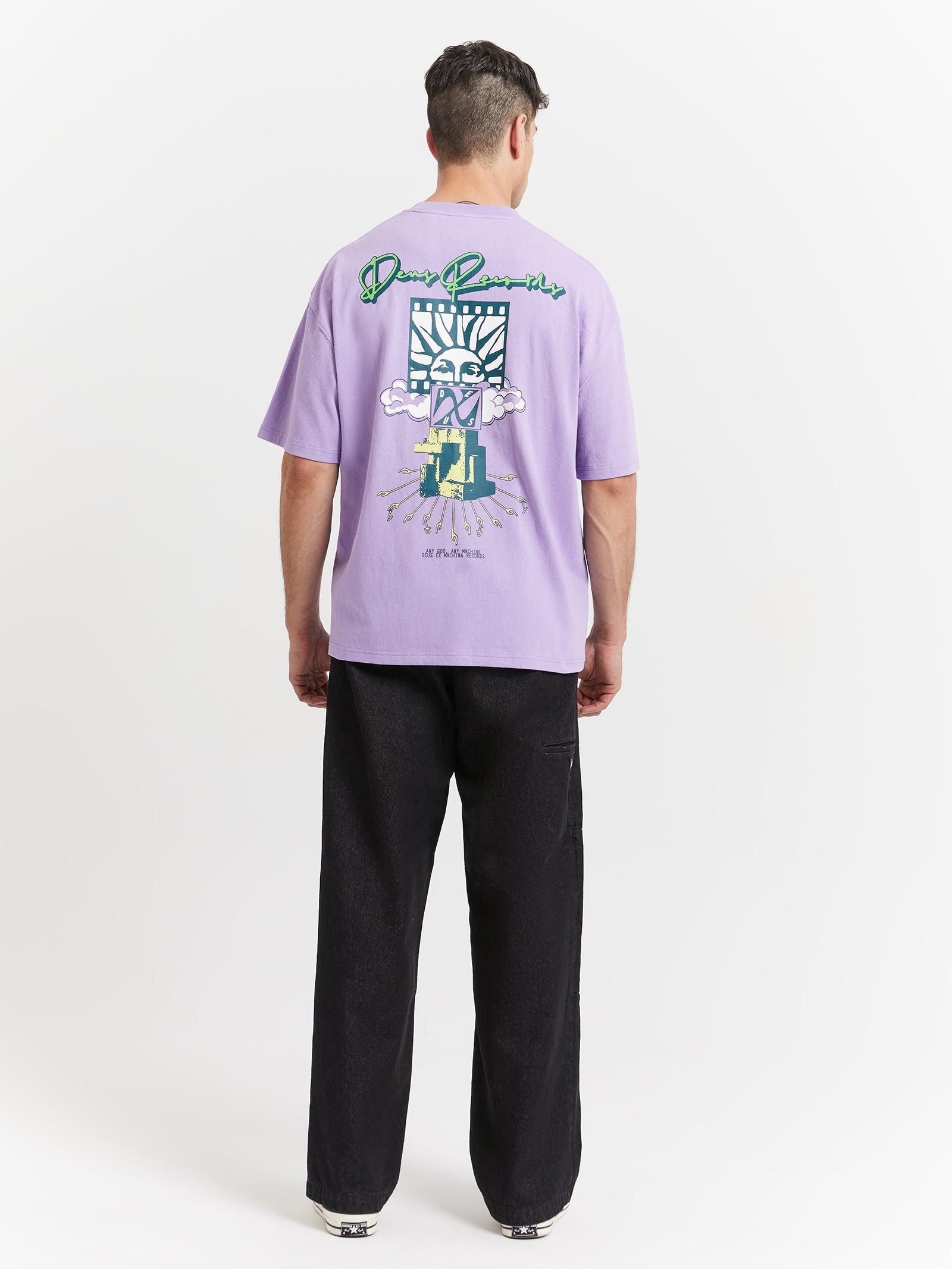 Picture Perfect Short Sleeve T-Shirt in Lilac Breeze