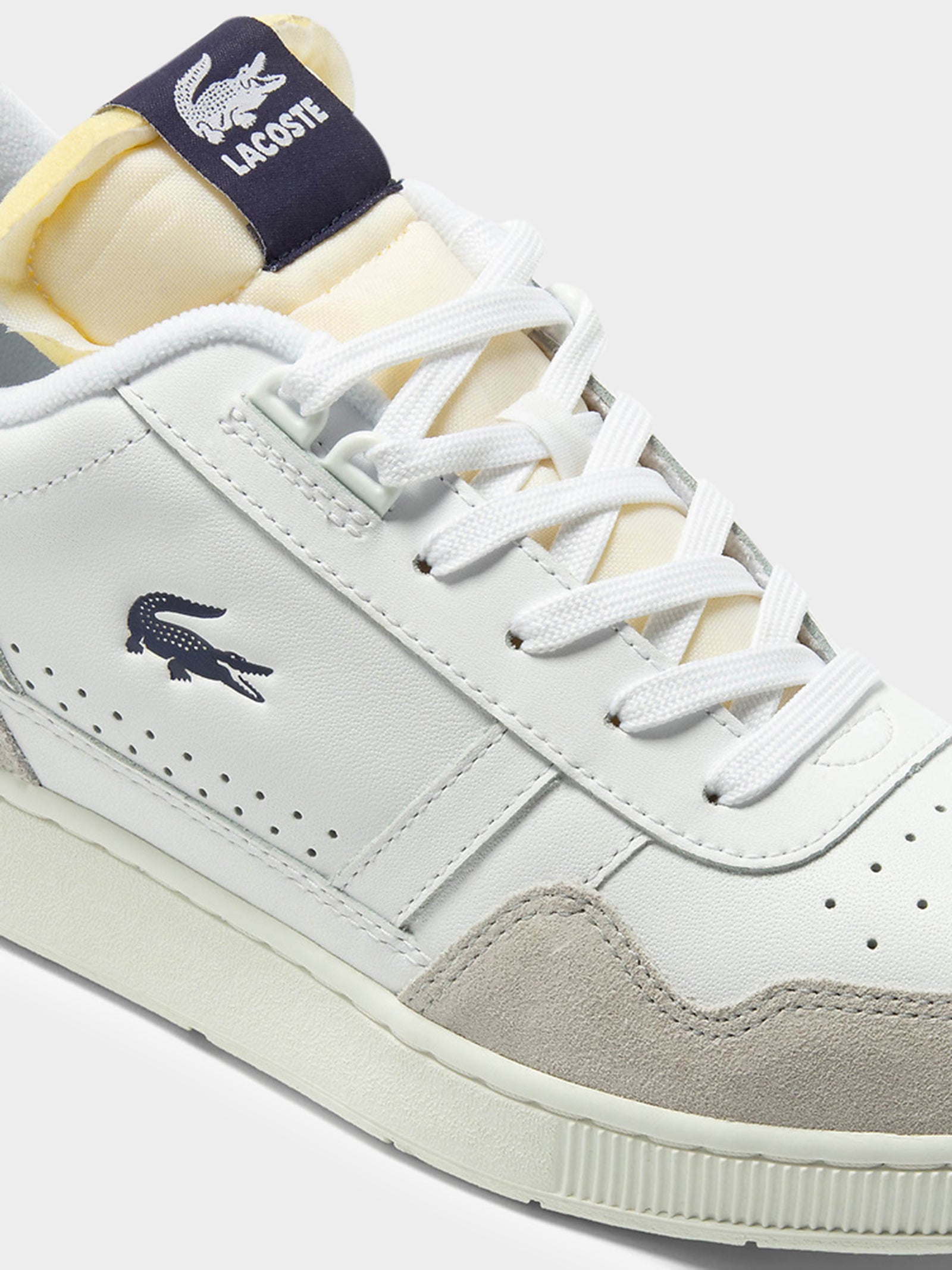 Mens T-Clip Trim Sneakers in White & Navy