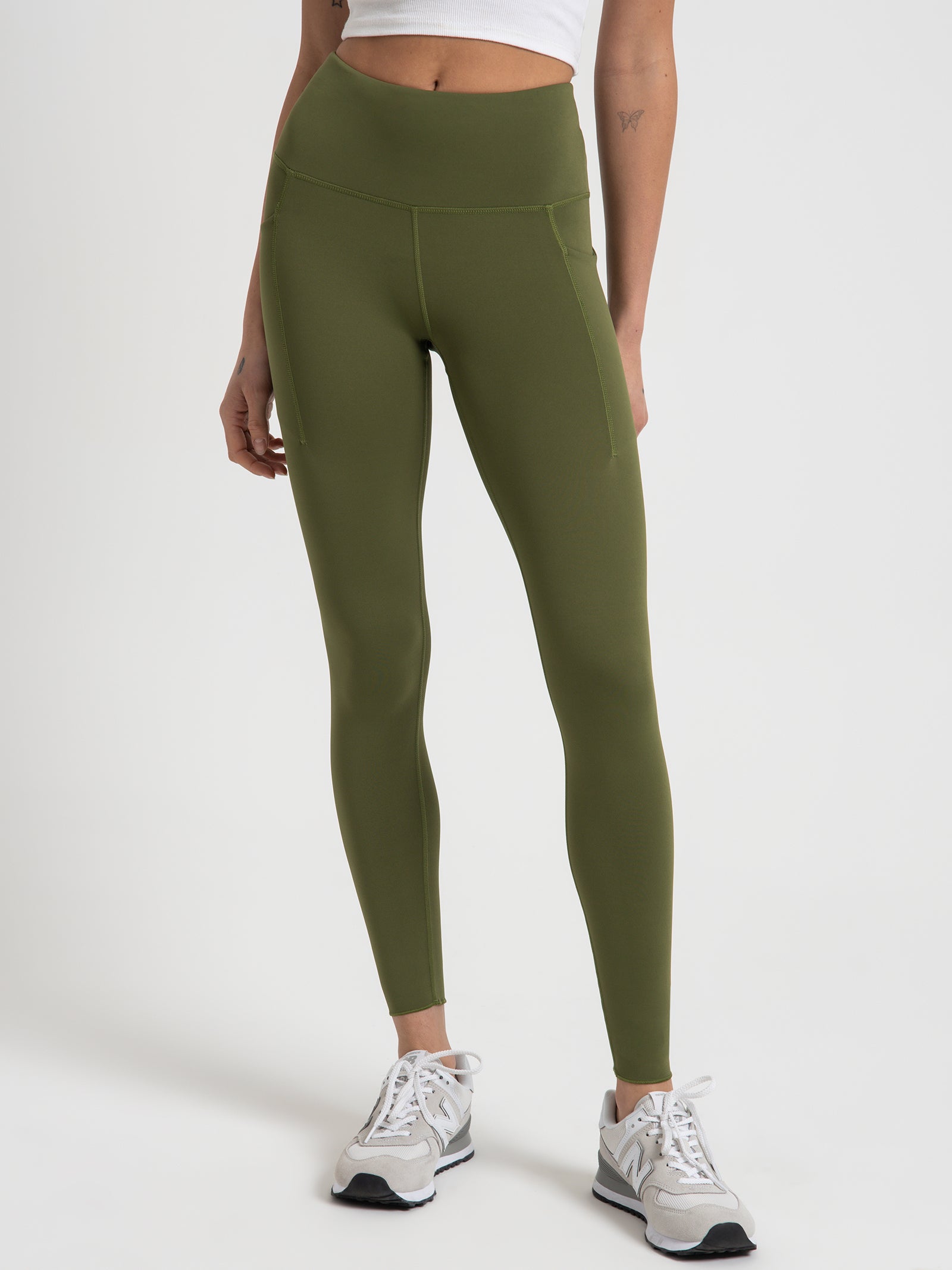 Recalibrate Leggings in Pesto Green