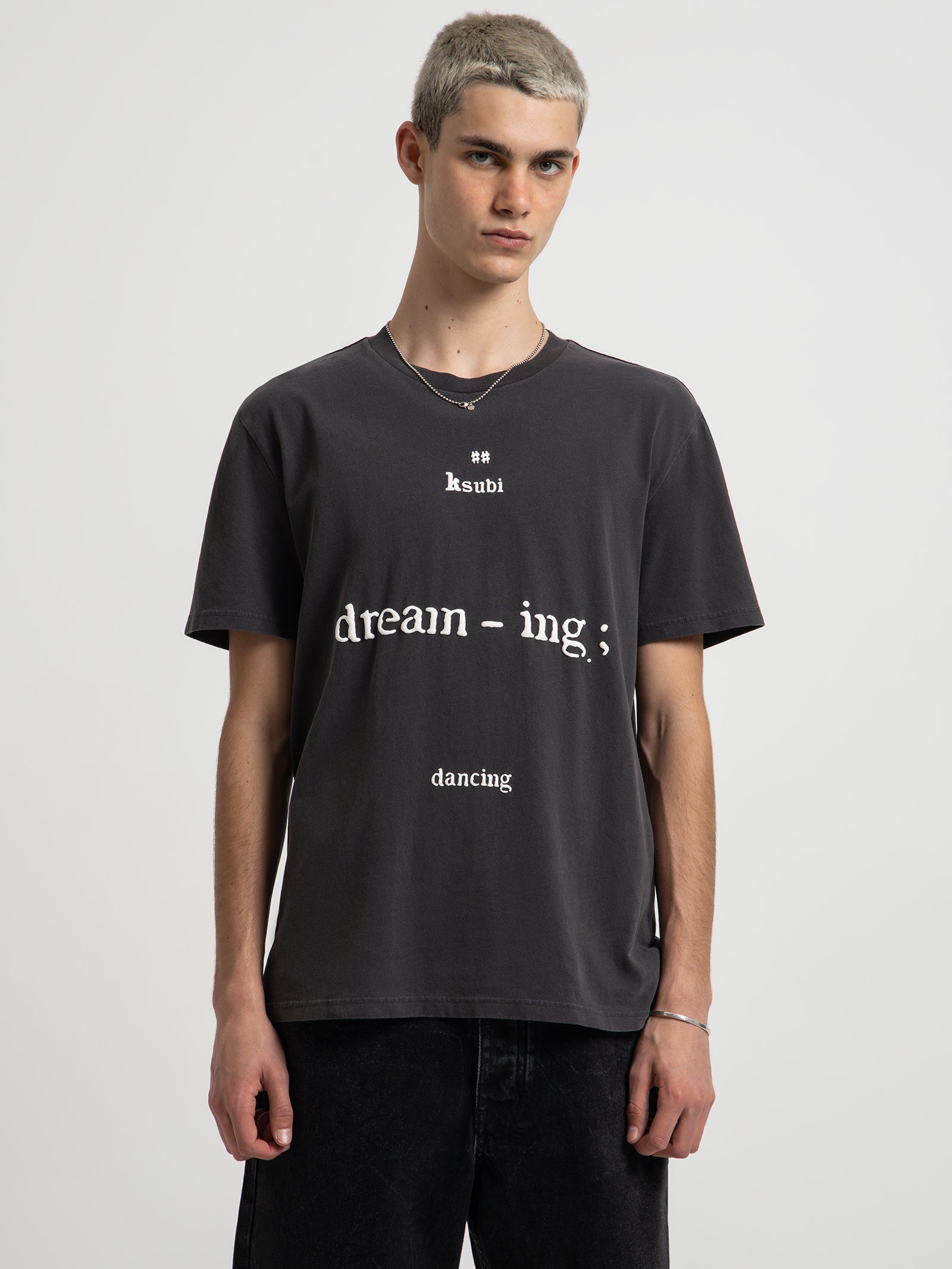 Dreaming Kash Short Sleeve T-Shirt in Faded Black