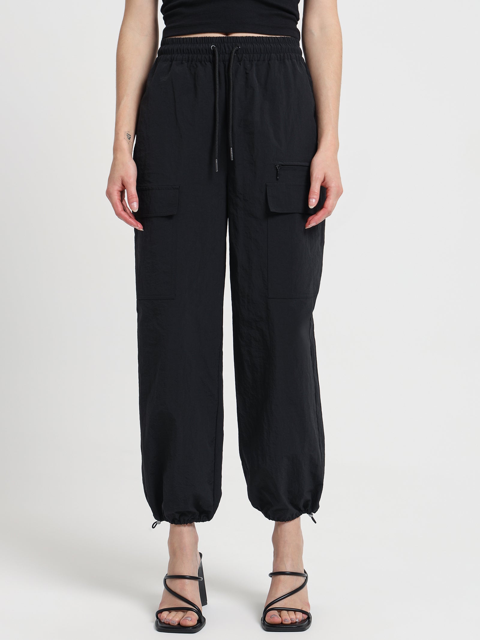 Vladia Spray Pants in Black