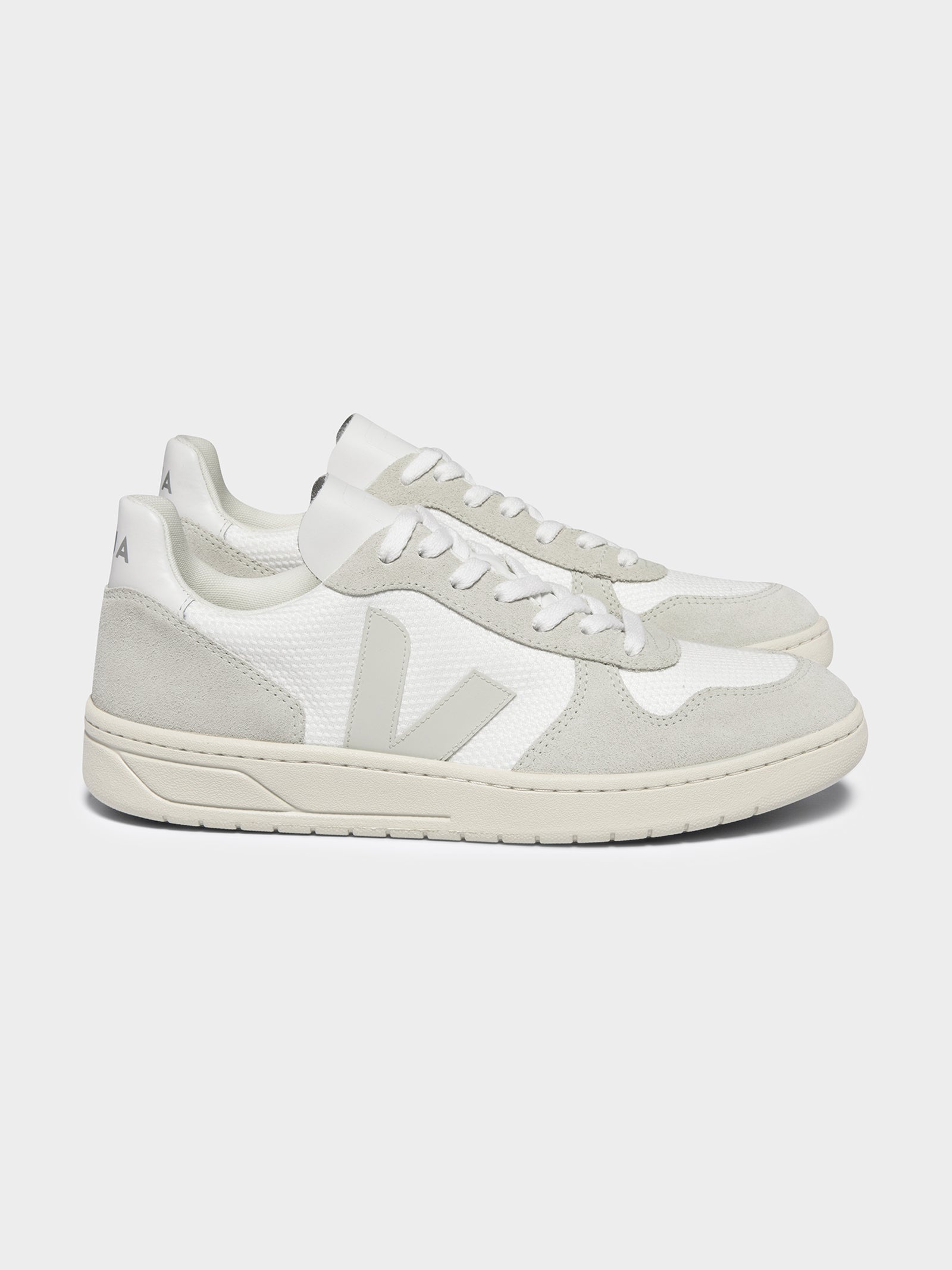 Unisex V10 Leather Suede Sneakers in White & Beige