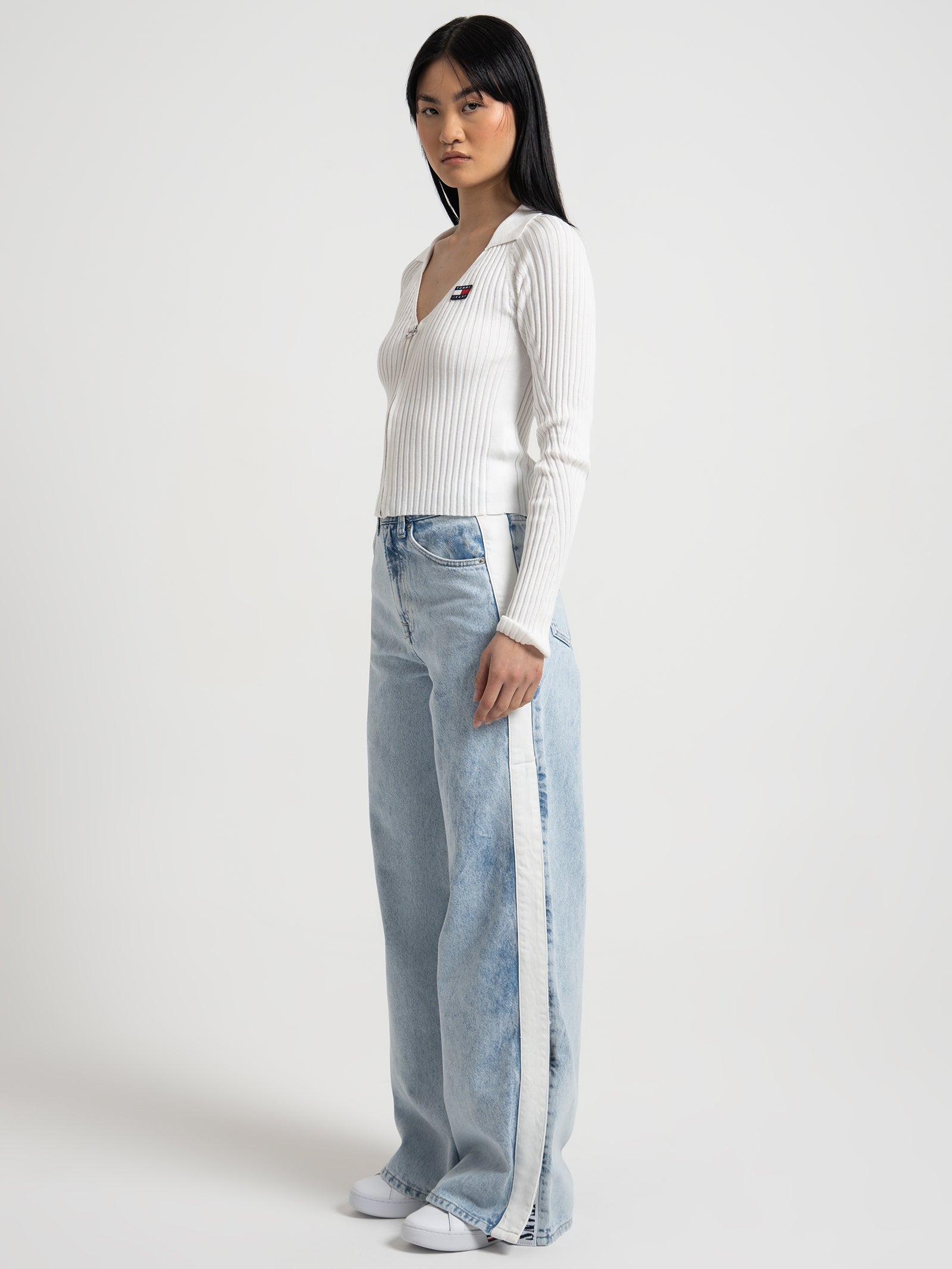 Claire High-Rise Wide-Leg Recycled Jeans in Denim Light