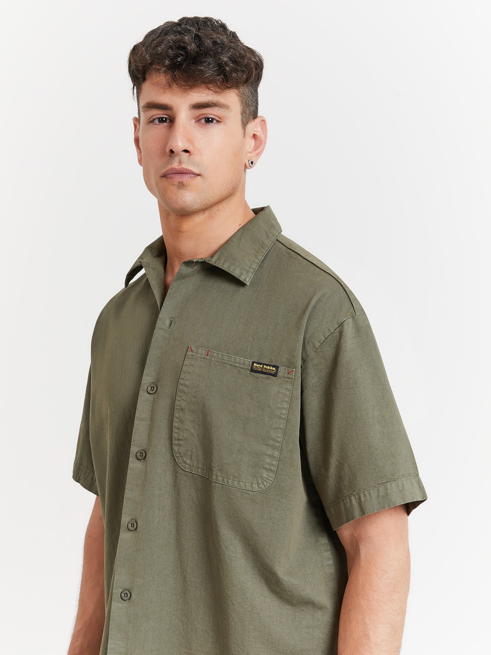 Hard Yakka Short Sleeve Shirt in Army Green