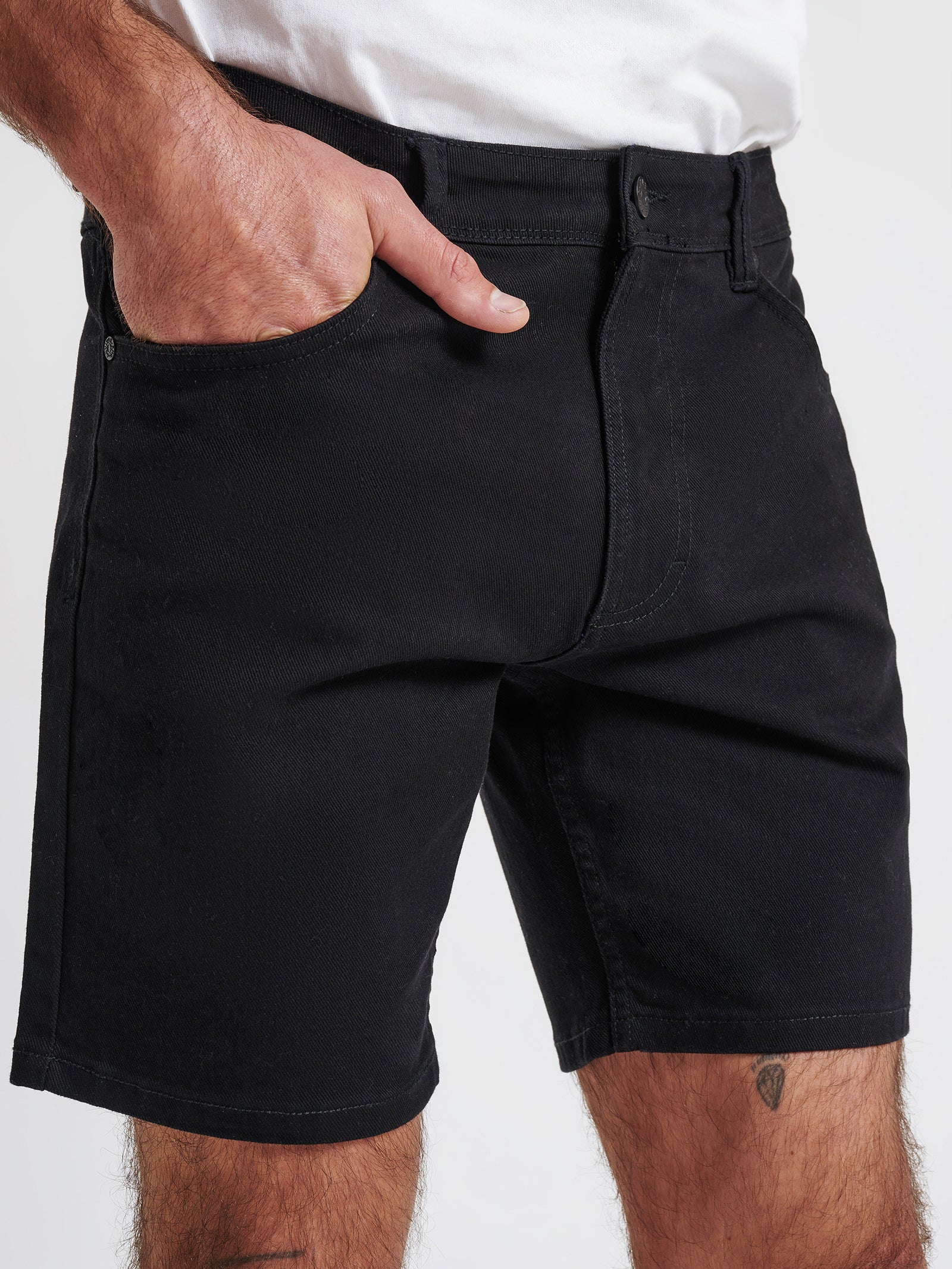 Niko Slim Denim Shorts in True Black