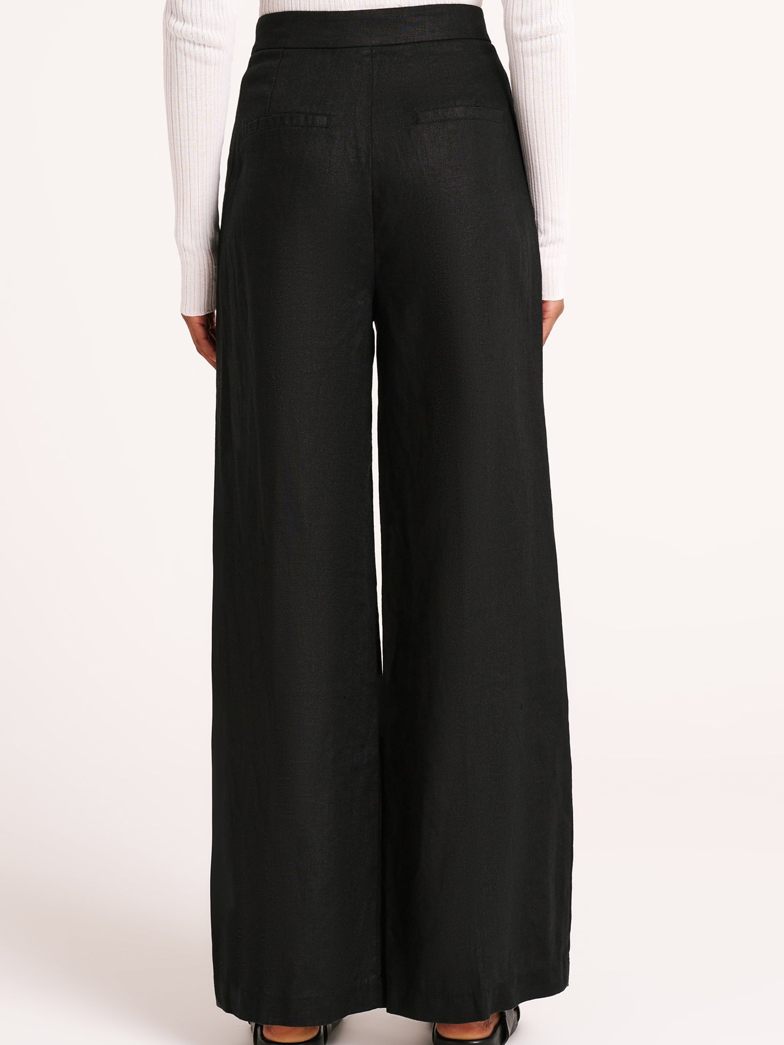 Thilda Linen Pants in Black