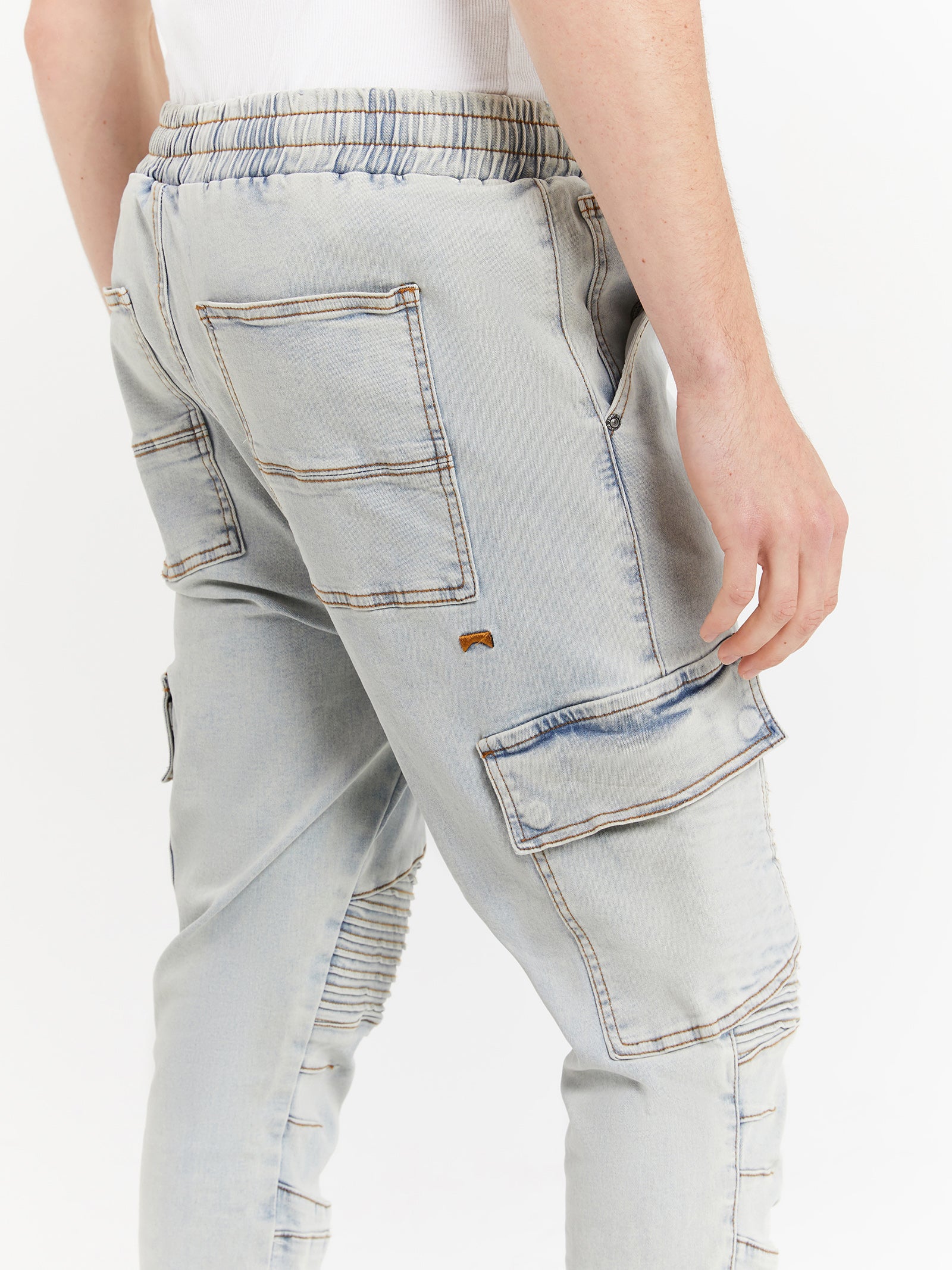 Maverick Joggers in Sunbleach Stone