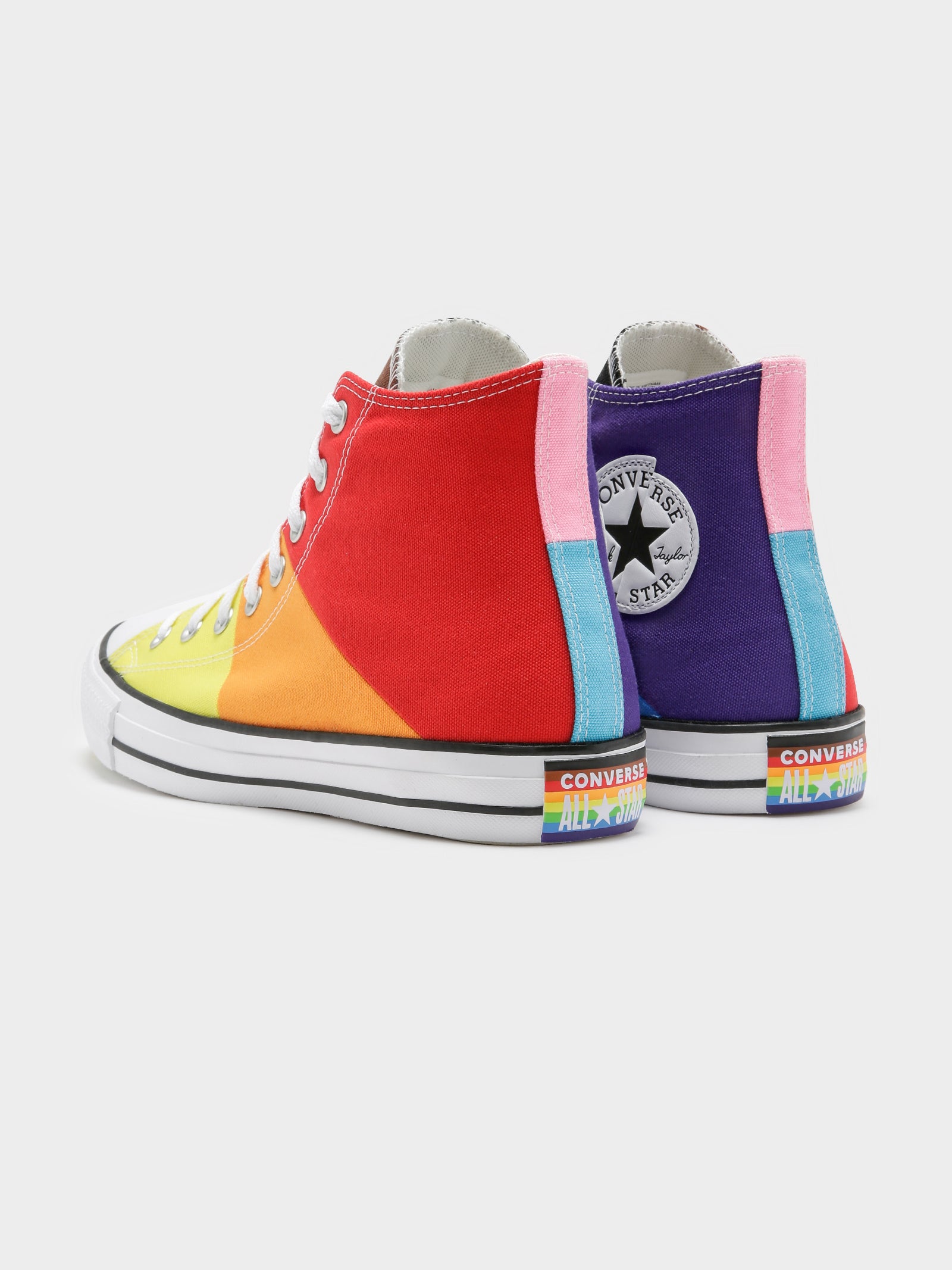 Unisex Chuck Taylor Hi Sneakers in Multi