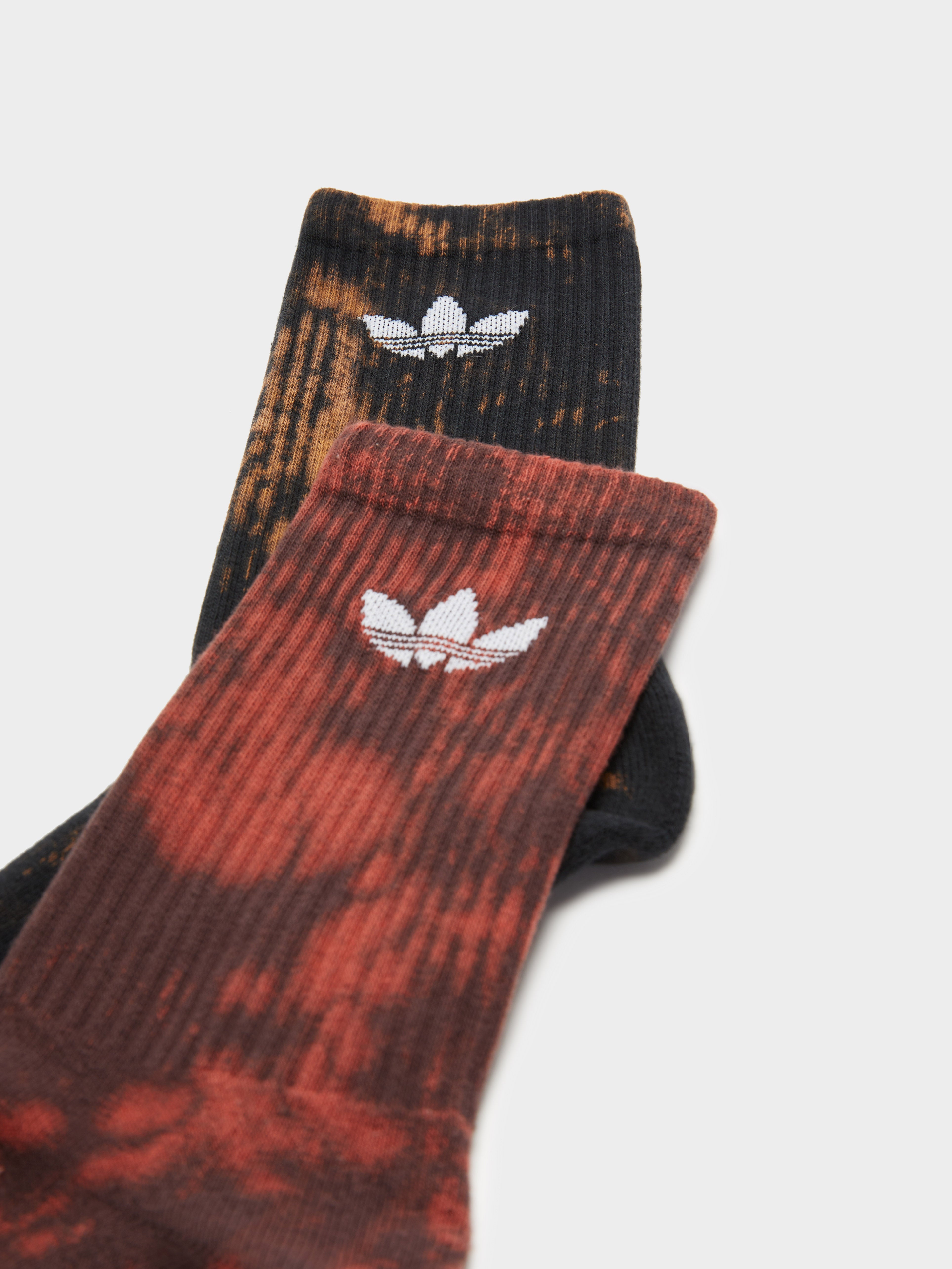 2 Pairs of Tie Dye Crew Socks in Black & Shadow Brown