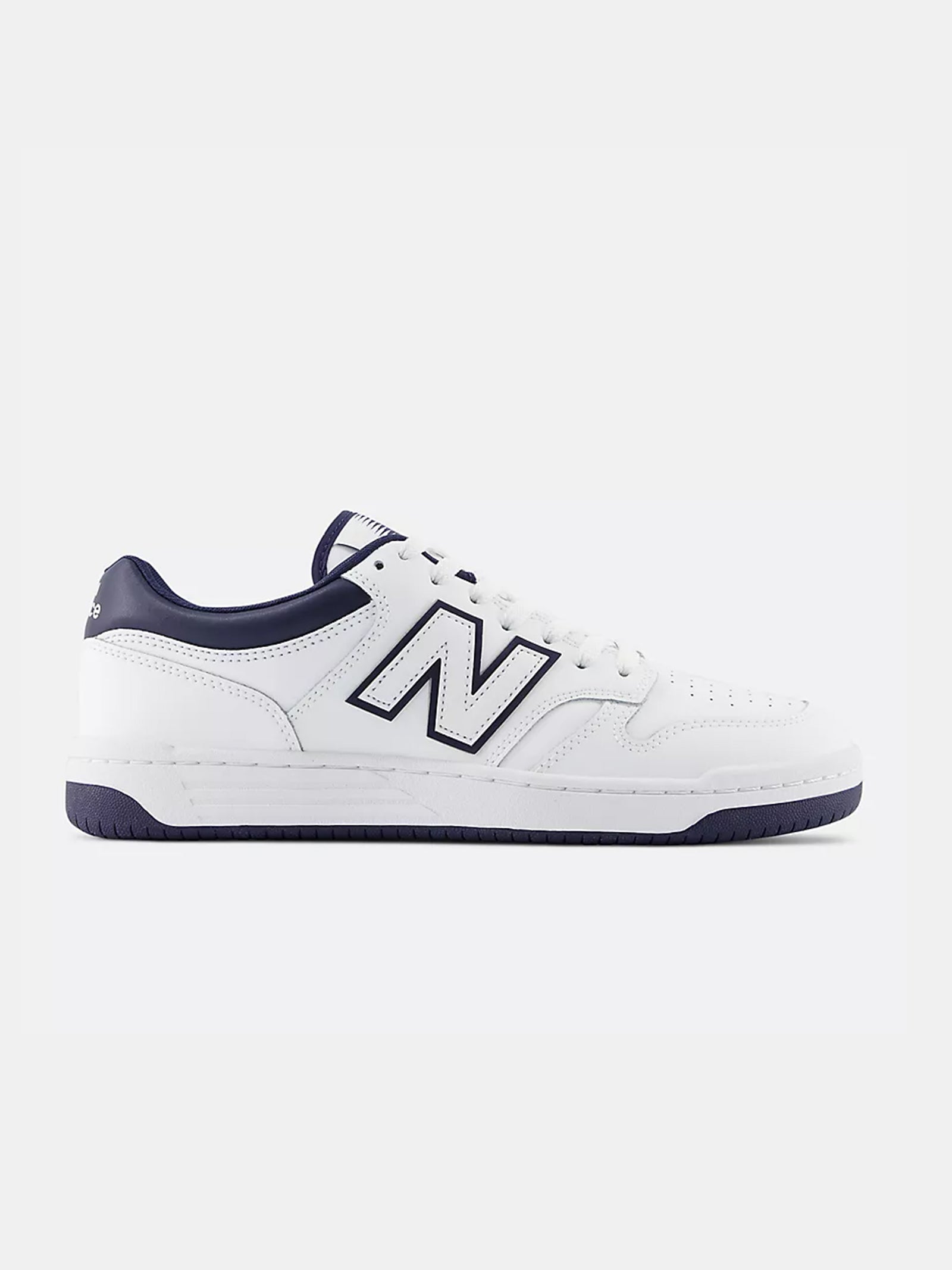 Unisex 480 Sneakers in White & Navy