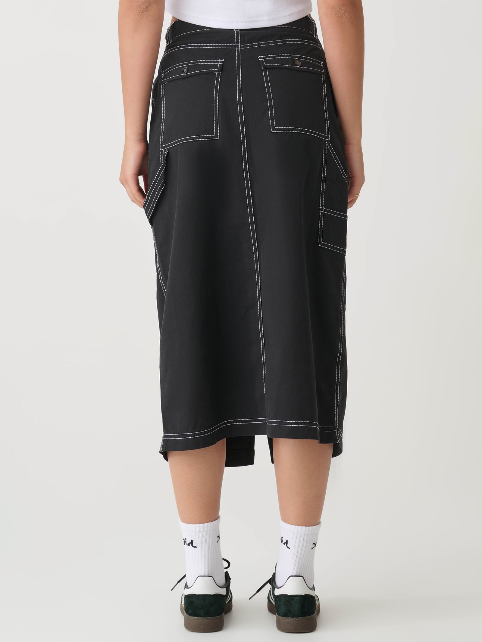 Contrast Stitch Carpenter Midi Skirt in Black