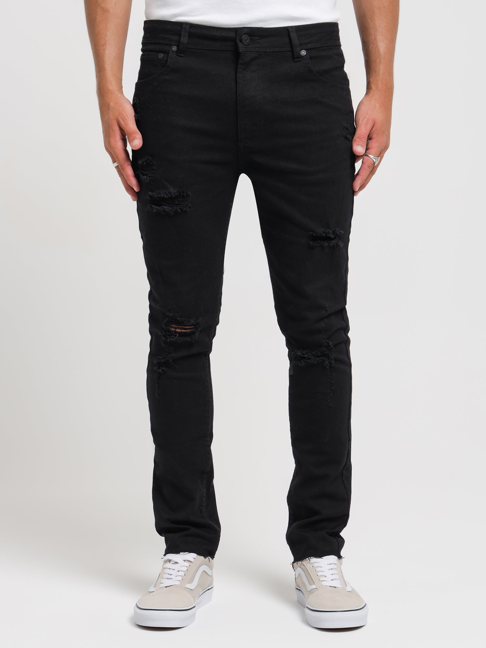 Arden Rip Skinny Jeans in True Black