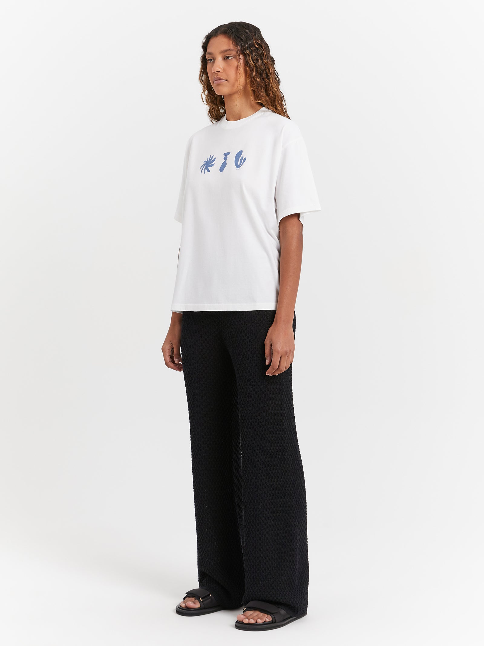 Vase Oversized T-Shirt in White