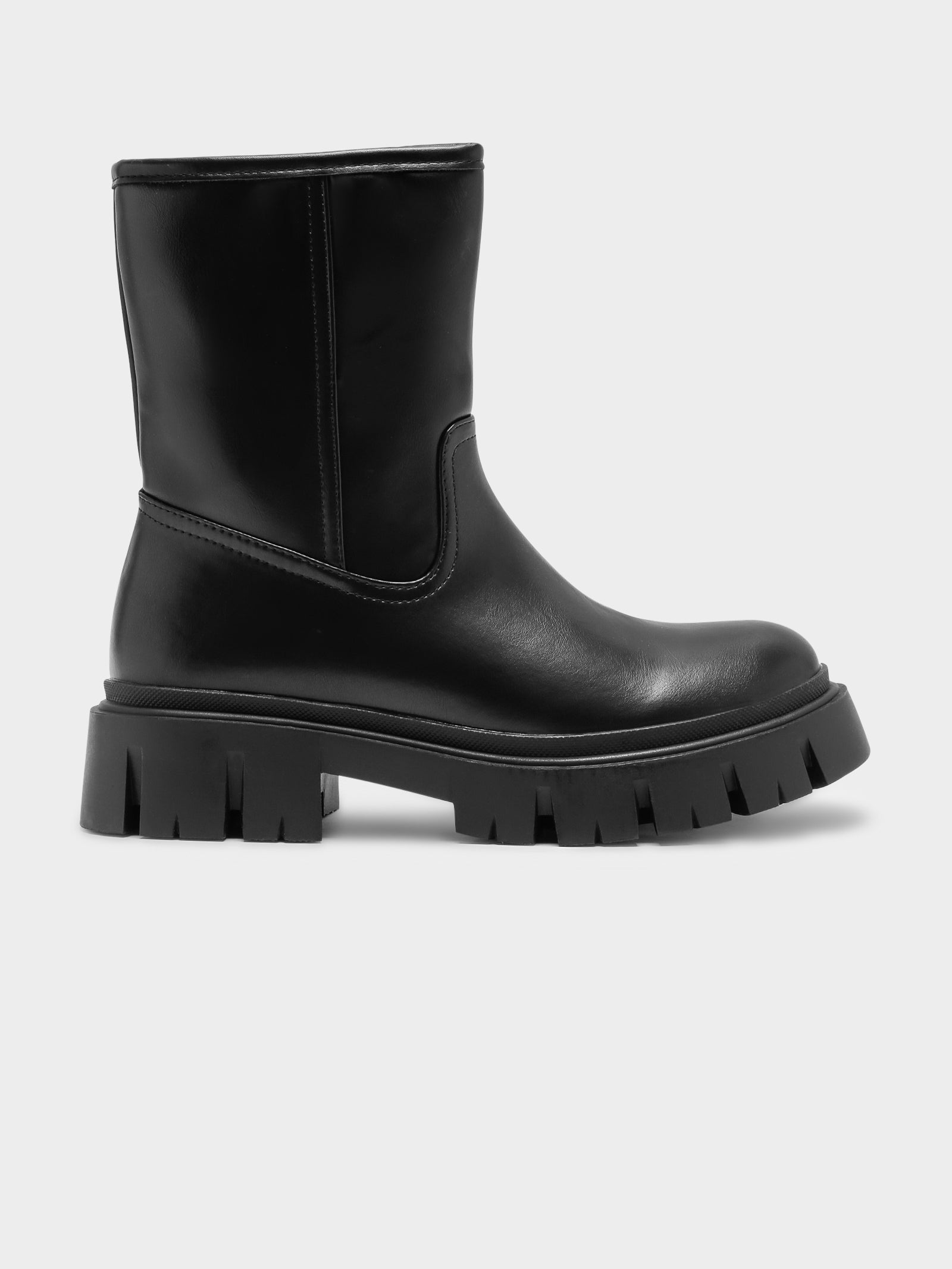 Womens Ignite Boots in Black