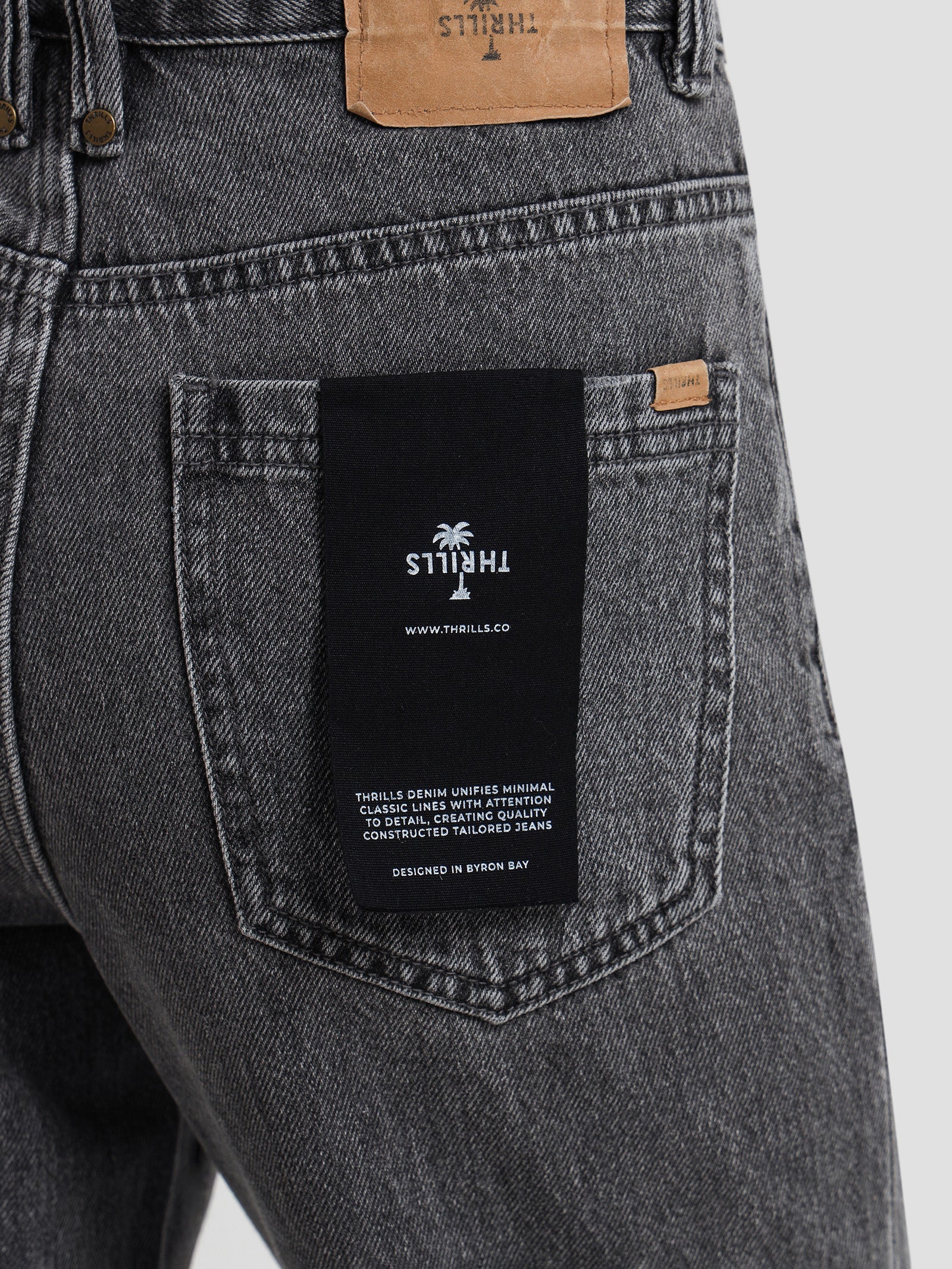 Pulp Jeans in Asphalt Grey