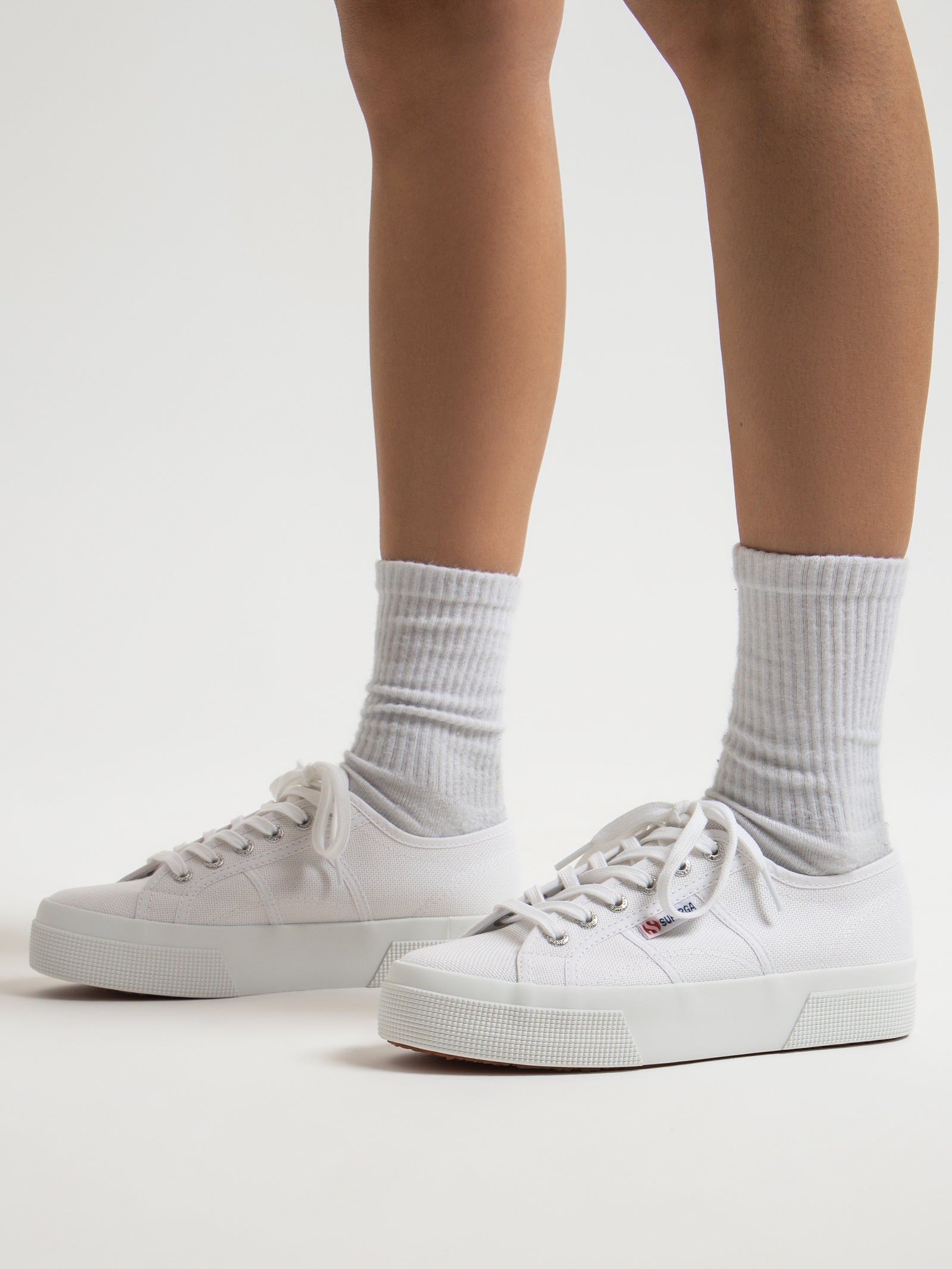 Womens 2740 Platform Sneakers in White