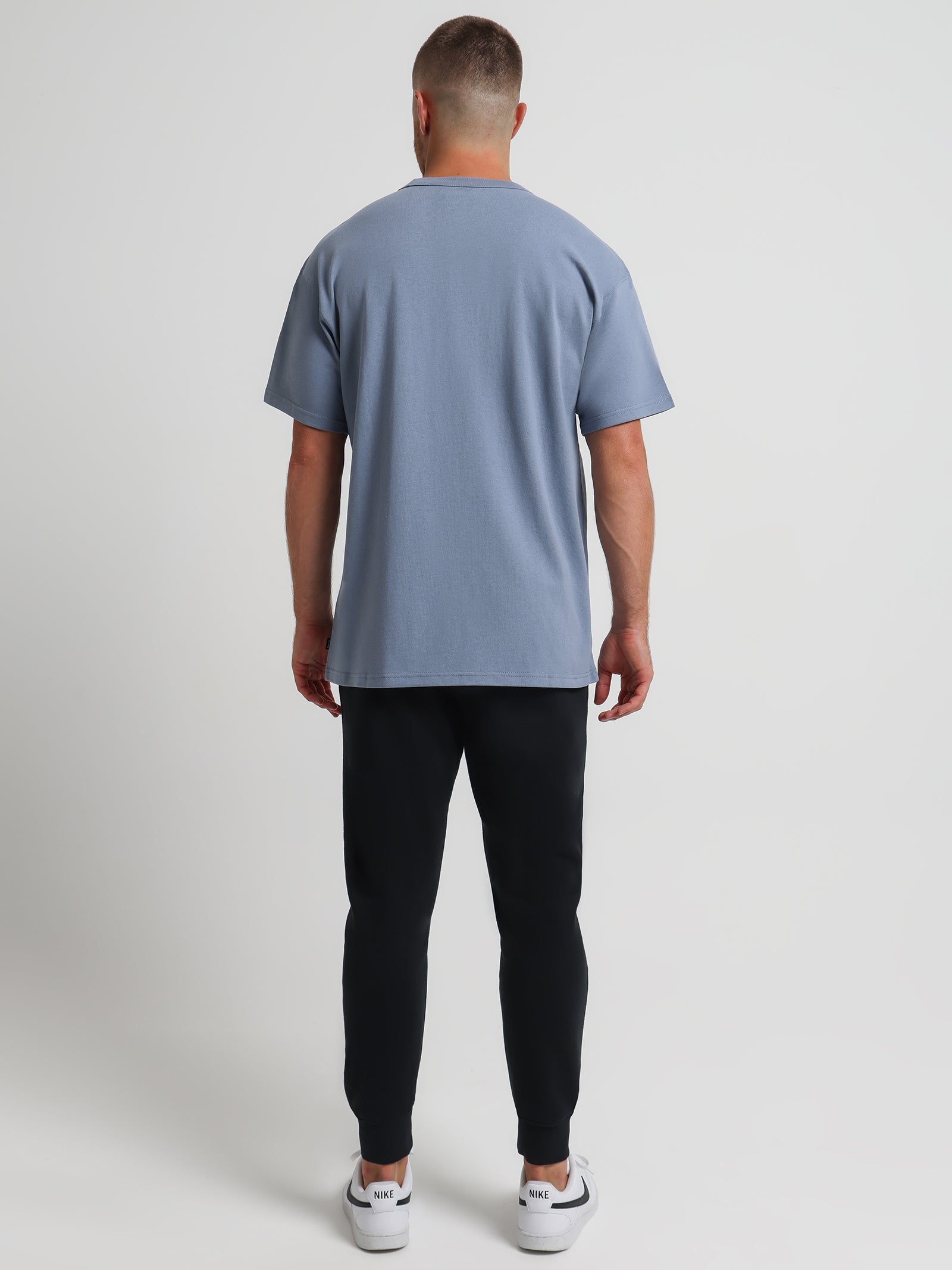 Sportswear Premium Essentials Sustainable in Ashen Slate