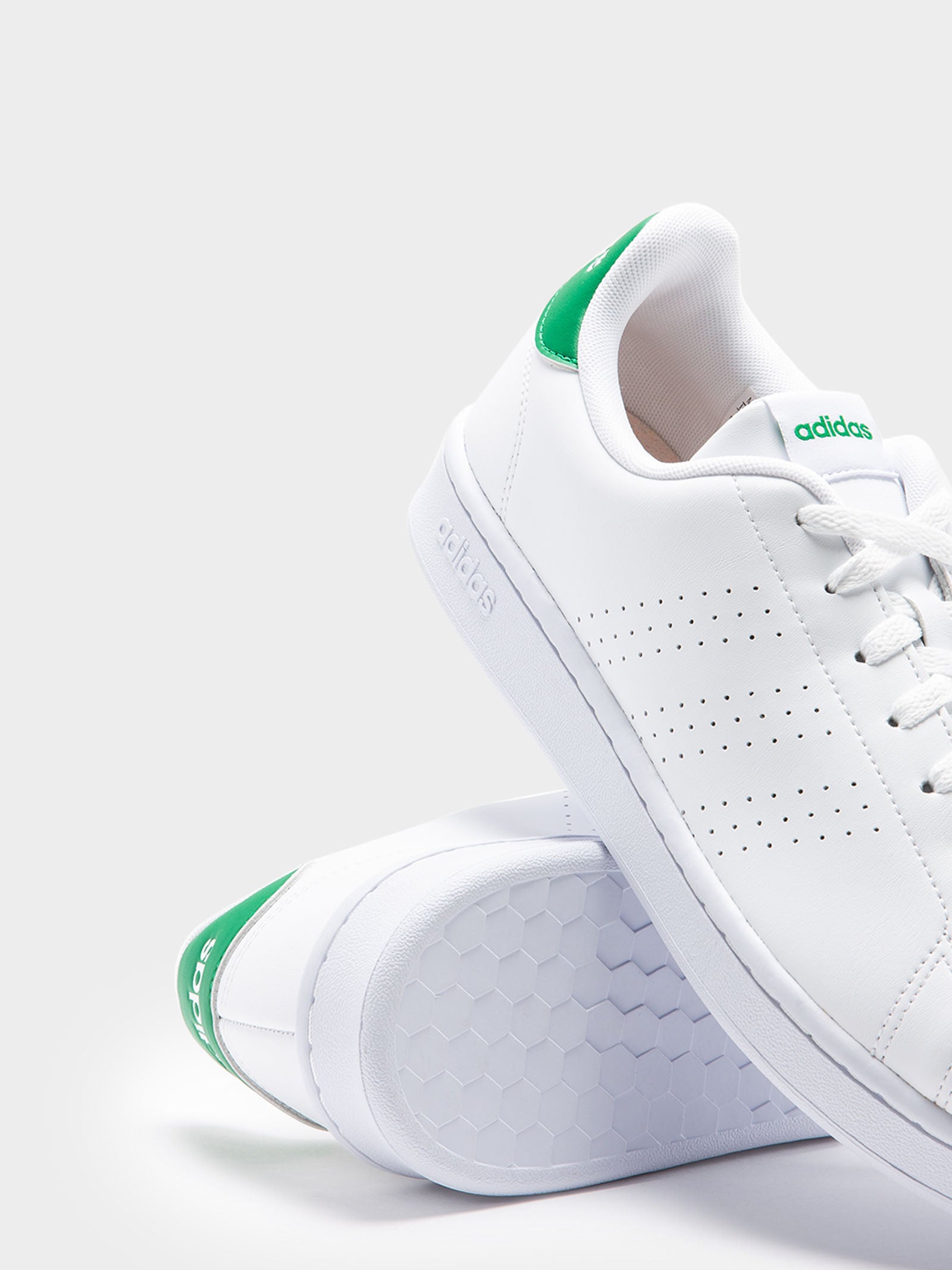 Mens Advantage Shoes in Cloud White & Green