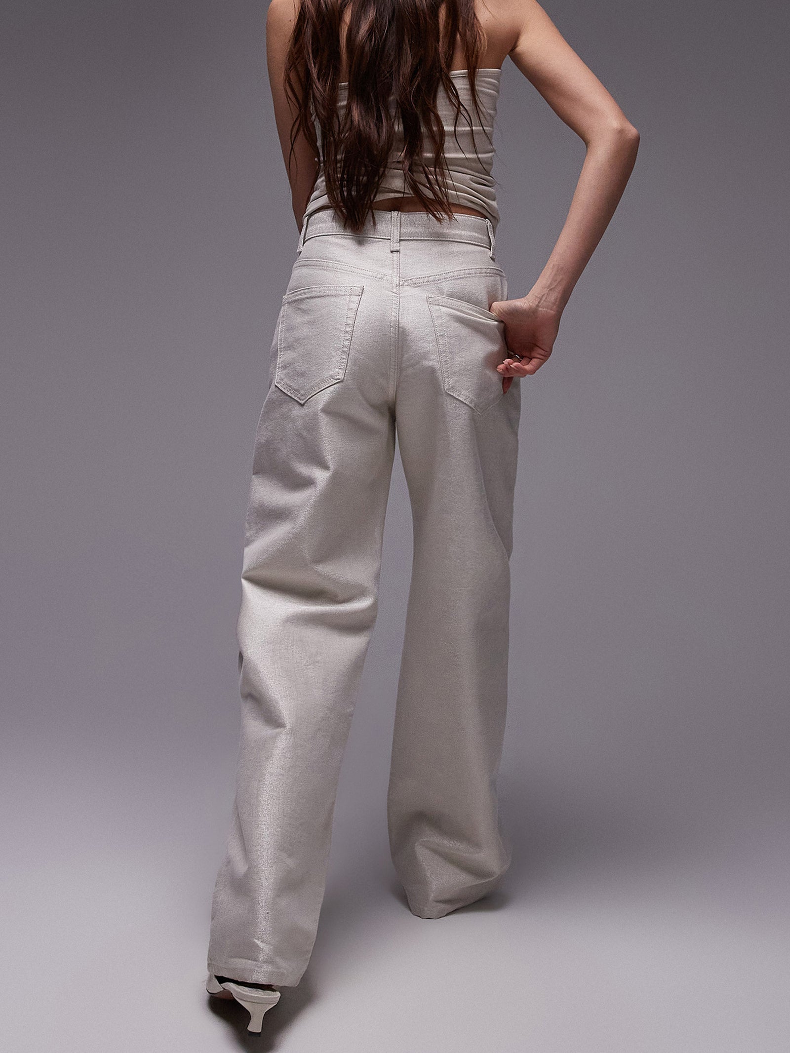 Mid Rise Metallic Thread Column Jeans