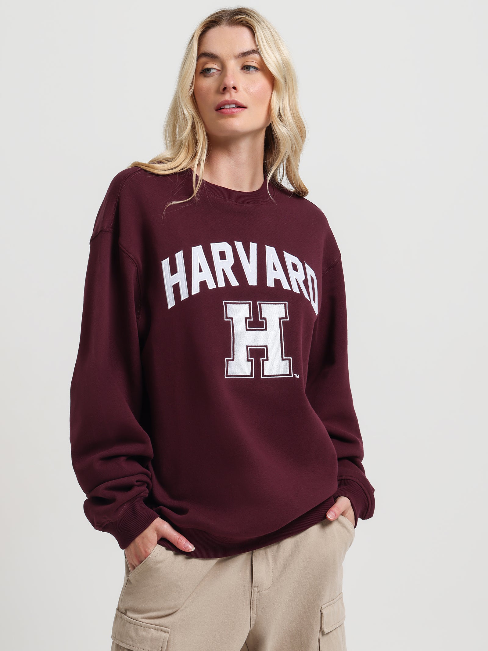 Harvard University Crew Fleece in Wine