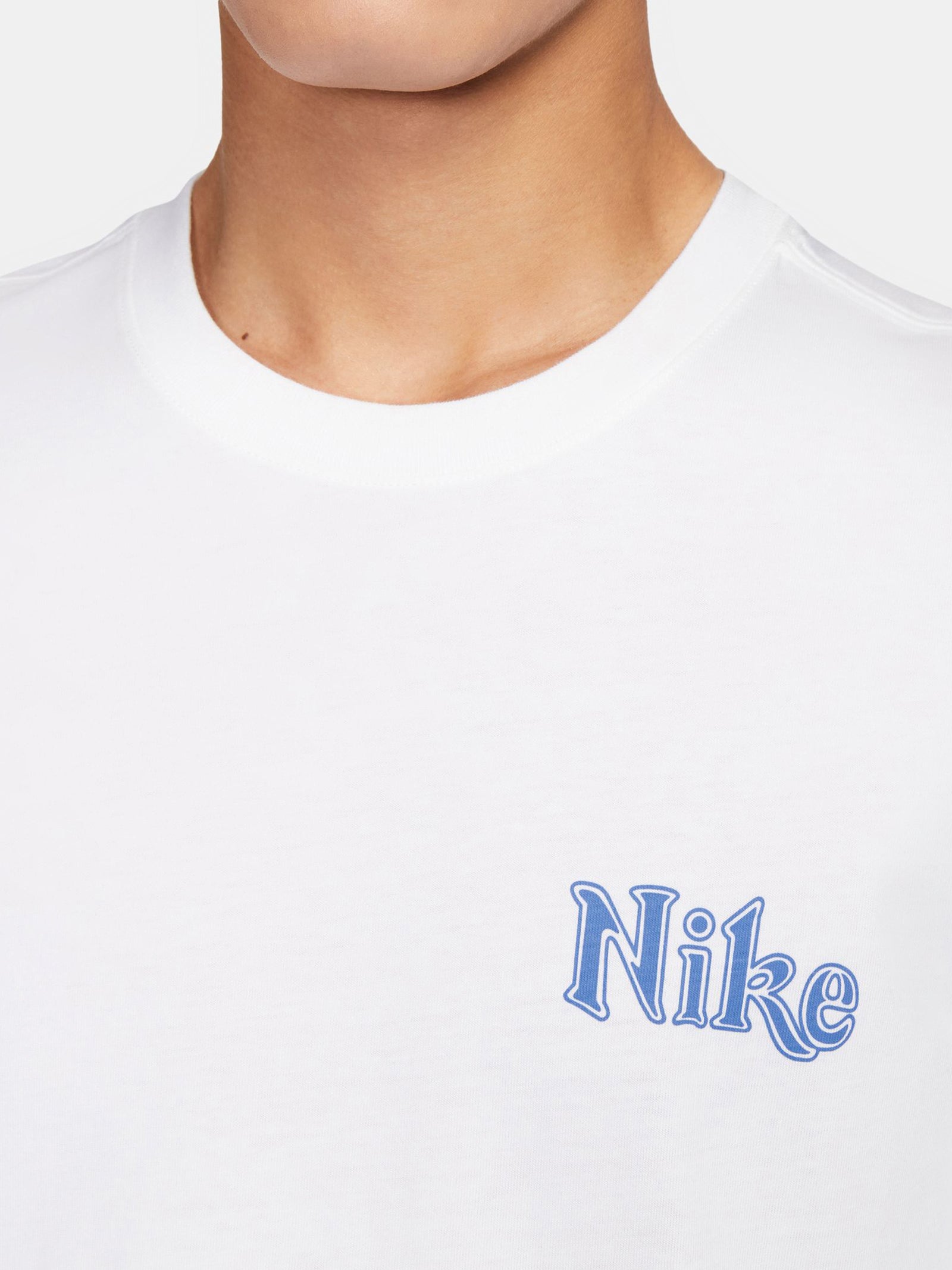 Sportswear T-Shirt in White Polar