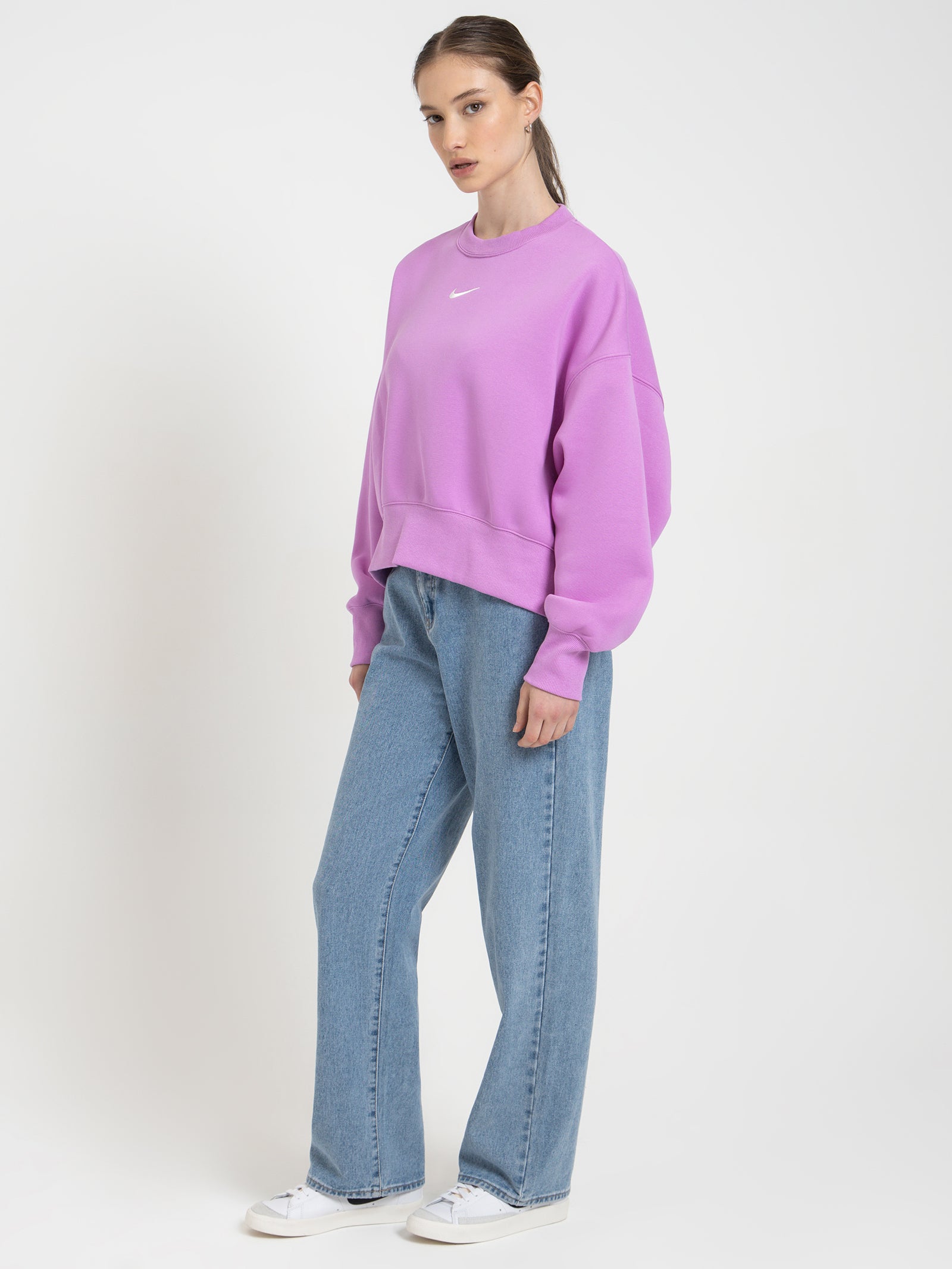 Sportswear Phoenix Fleece Over Oversized Crew Neck Sweatshirt in Rush Fuschia