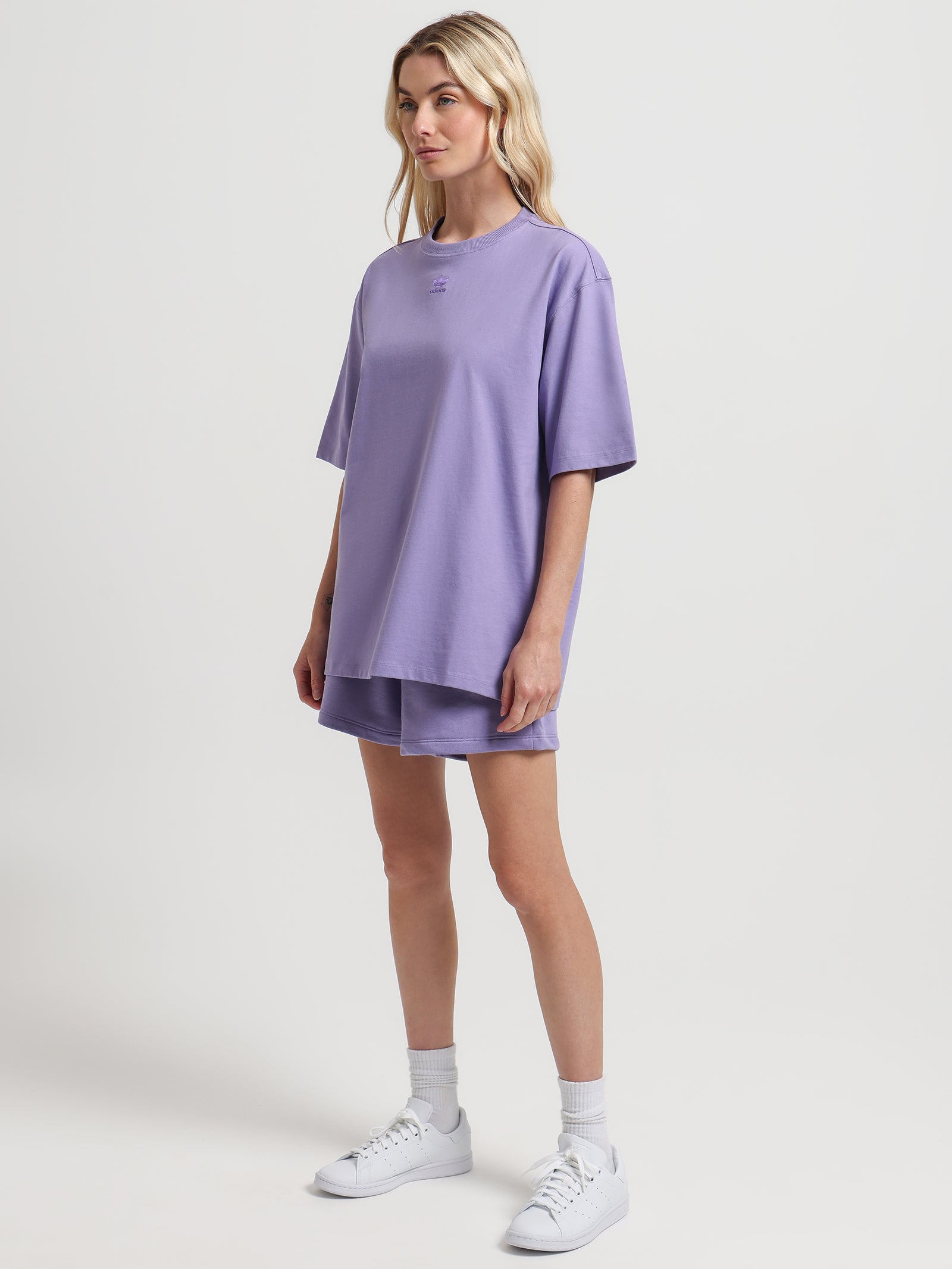 Adicolor Essentials T-Shirt in Lilac