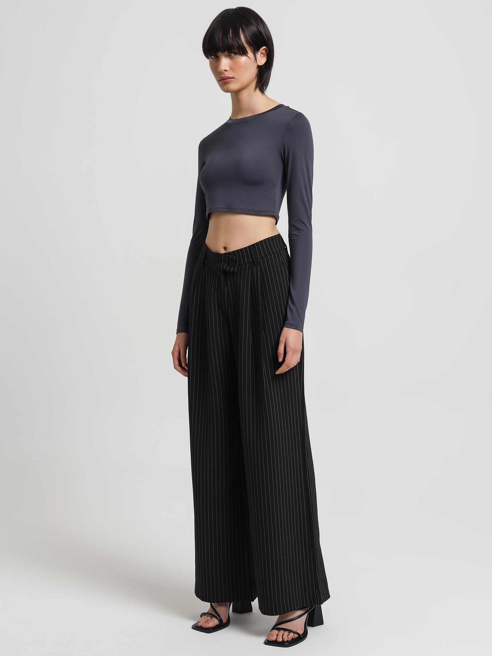 MSE Standard Long Sleeve Crop in Slate