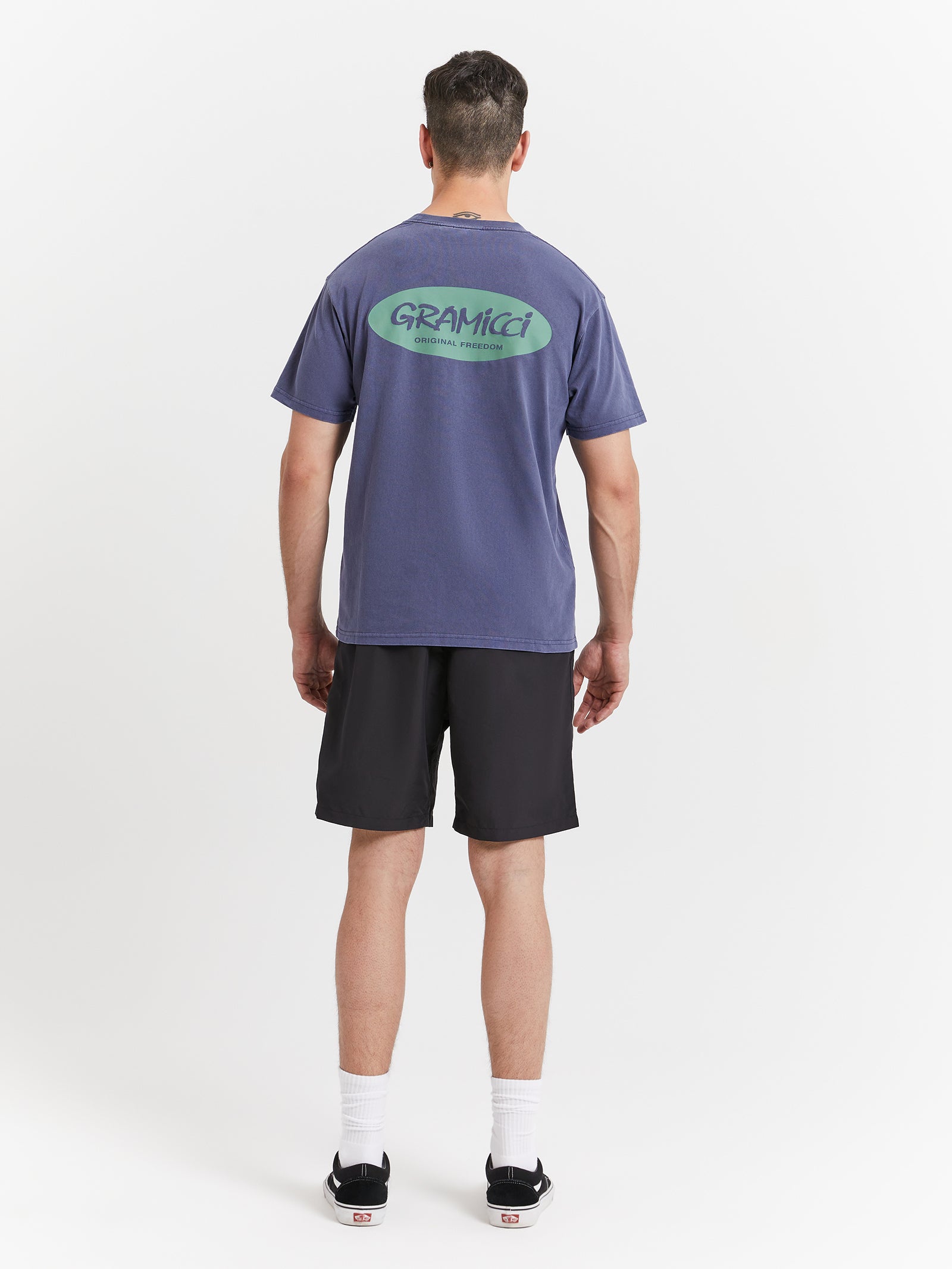 Original Freedom Oval T-Shirt in Navy Pigment