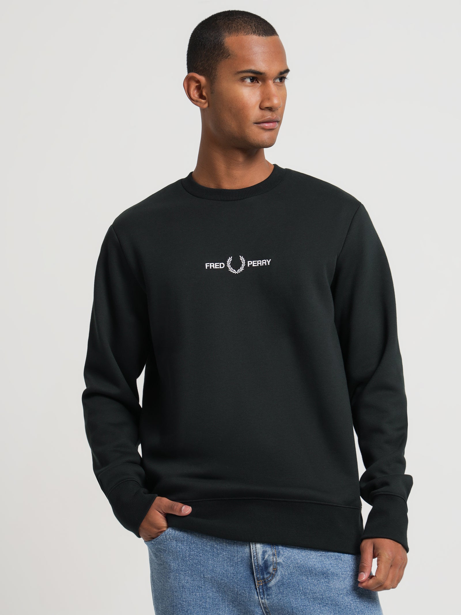 Embroidered Sweatshirt in Night Green