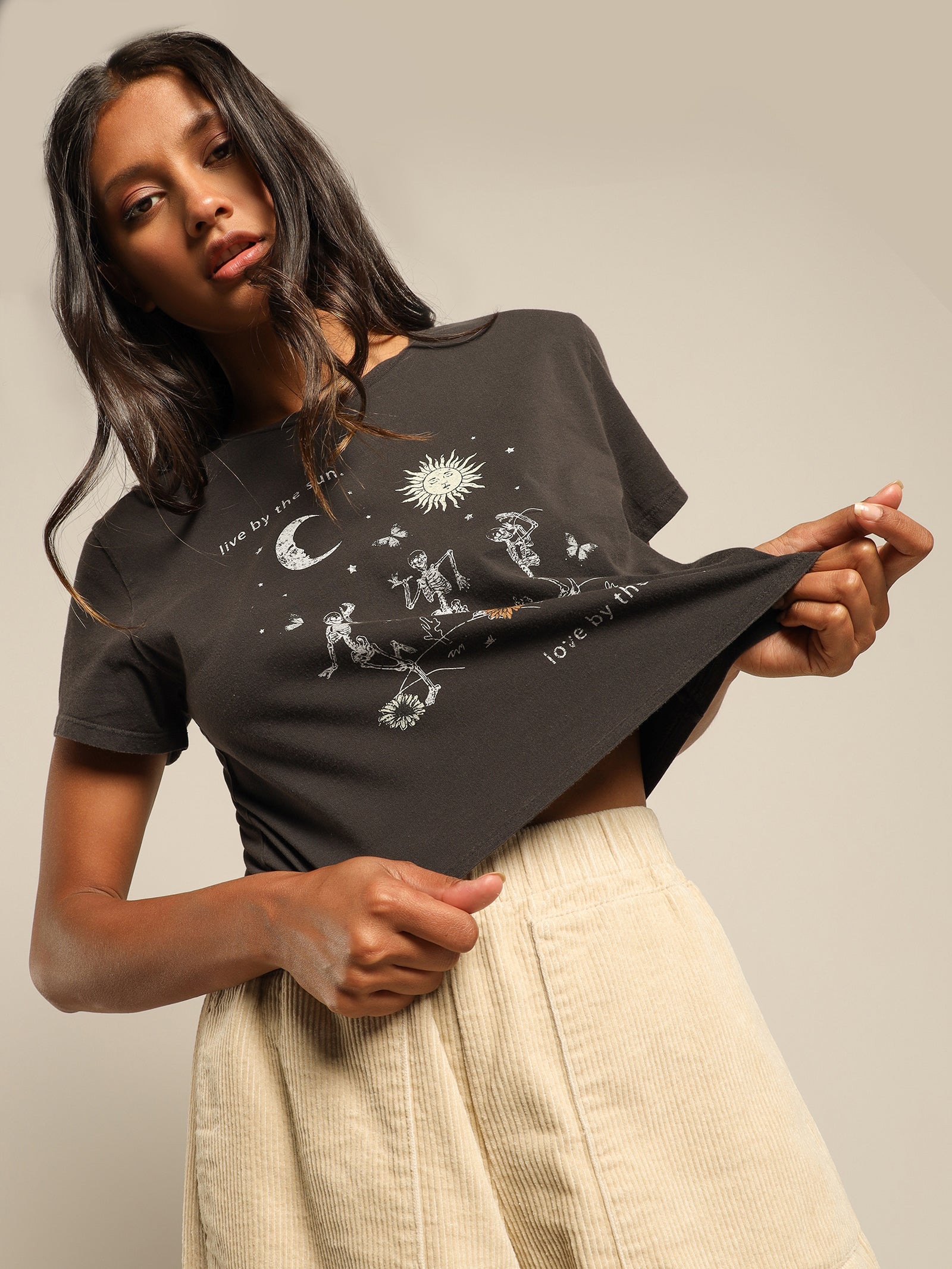 Sun & Moon T-Shirt in Washed Black