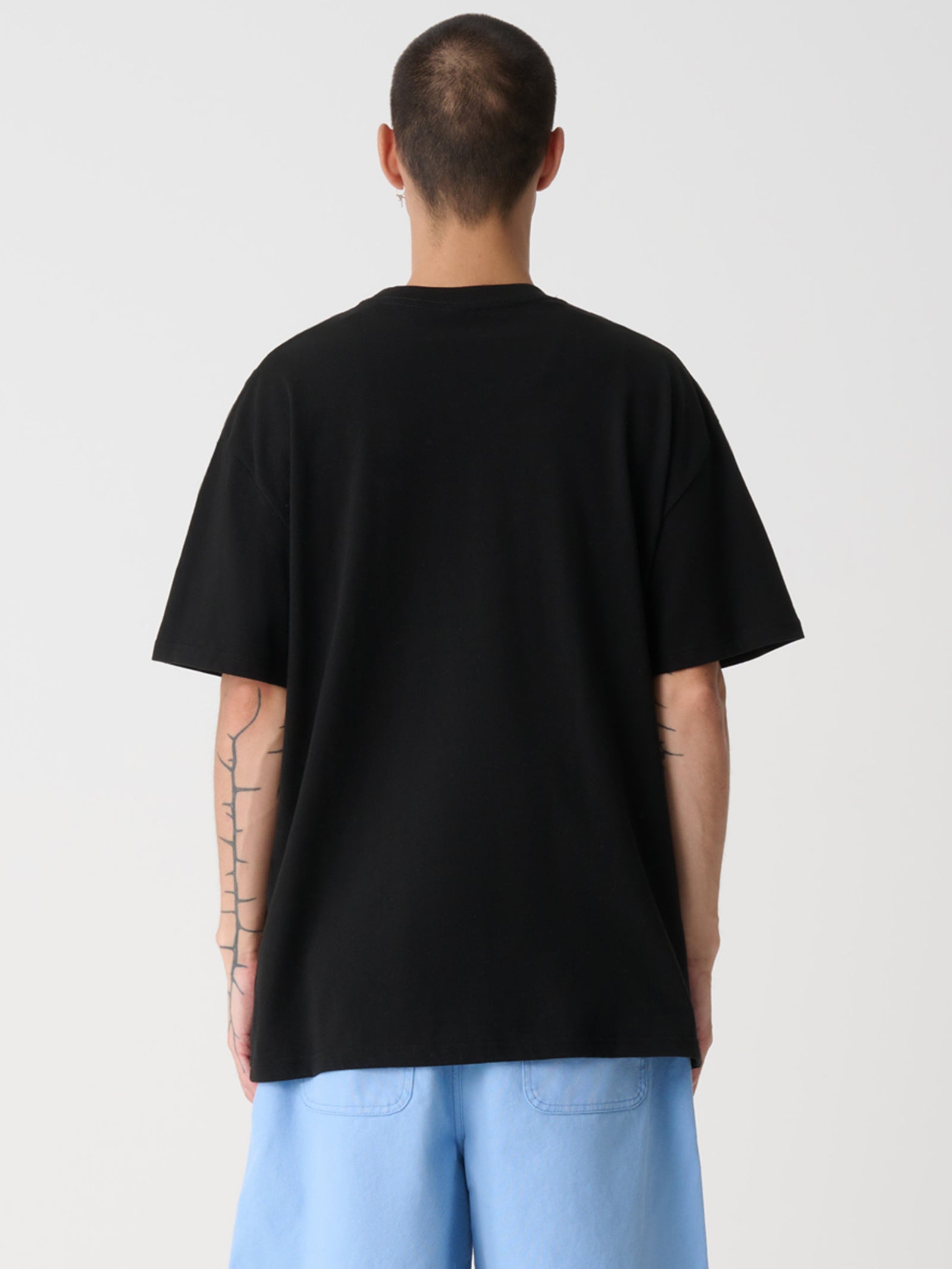 Hardly Working Tee In Black