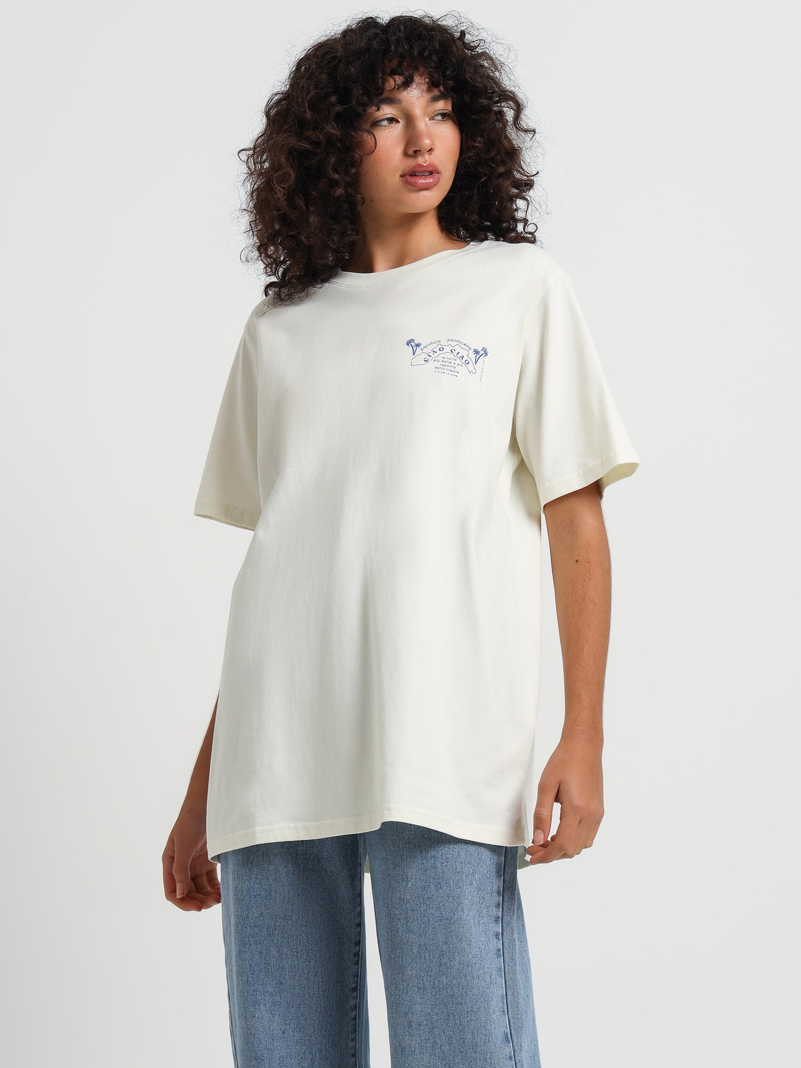 Bakery T-Shirt in Cream W Lapis