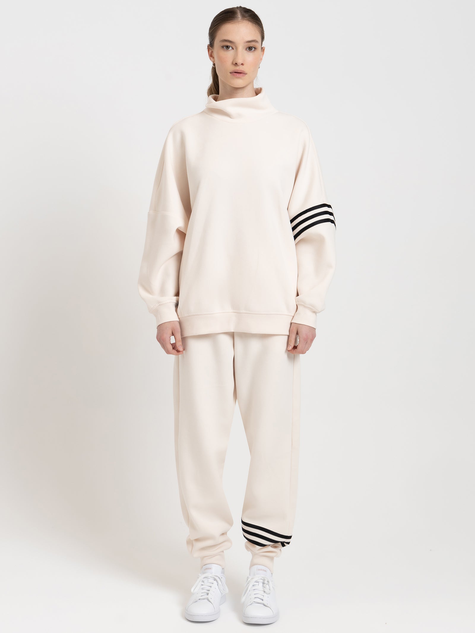 Adicolor Neuclassics Oversized High Neck Sweatshirt in Wonder White