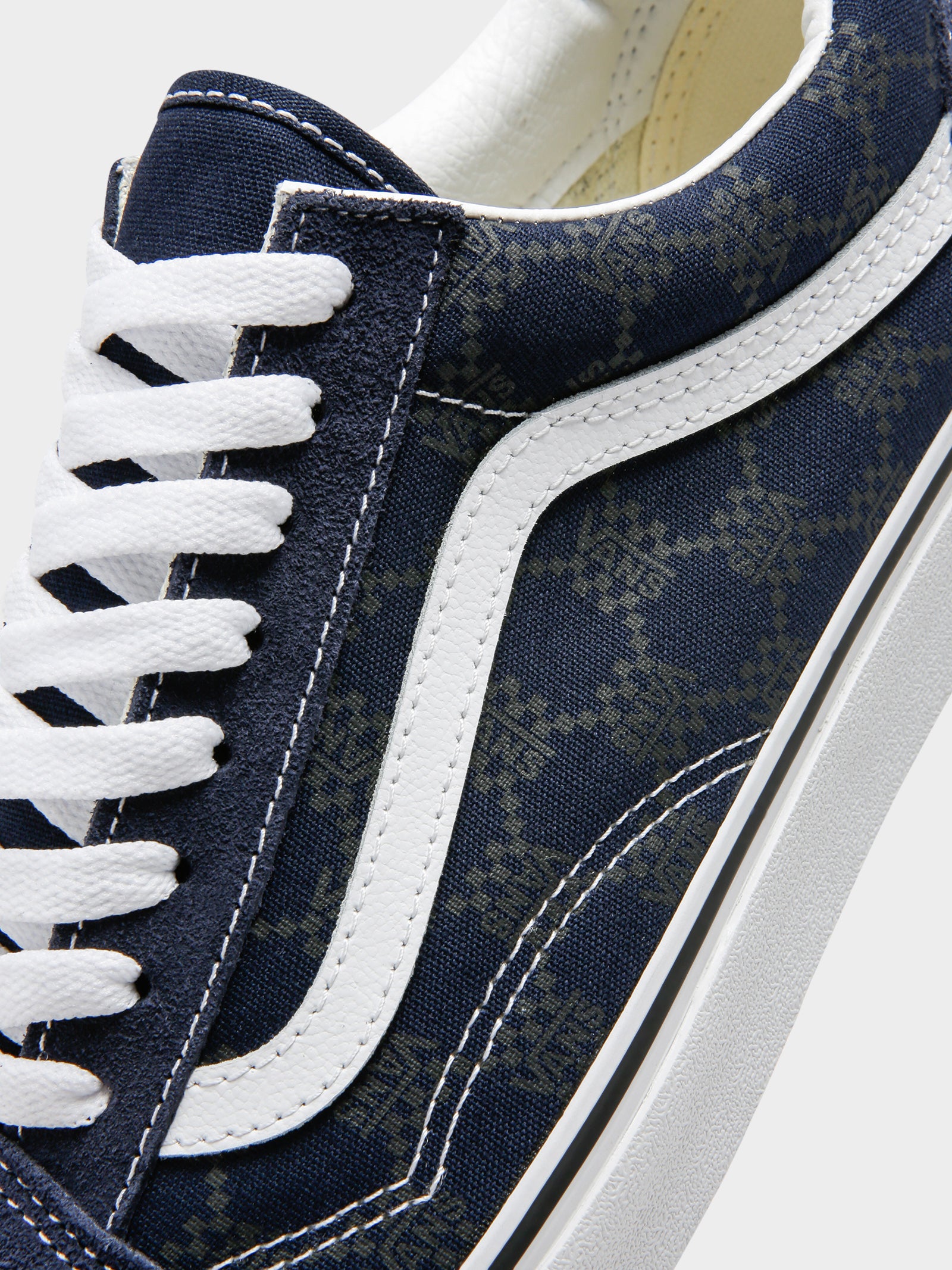 Unisex Old Skool Monogram Sneakers in Navy